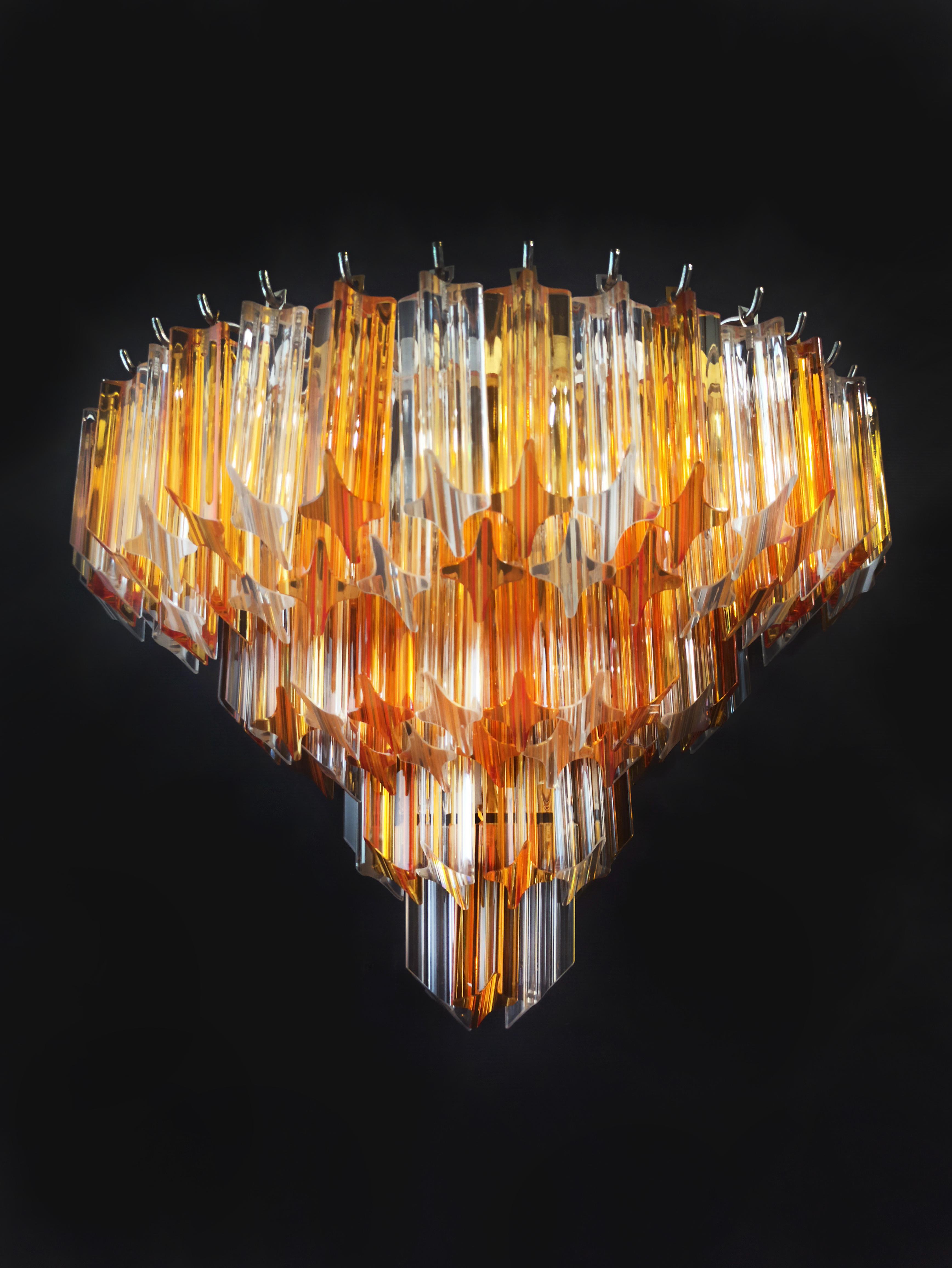 Spectacular Pair of Vintage Murano Wall Sconce For Sale 1
