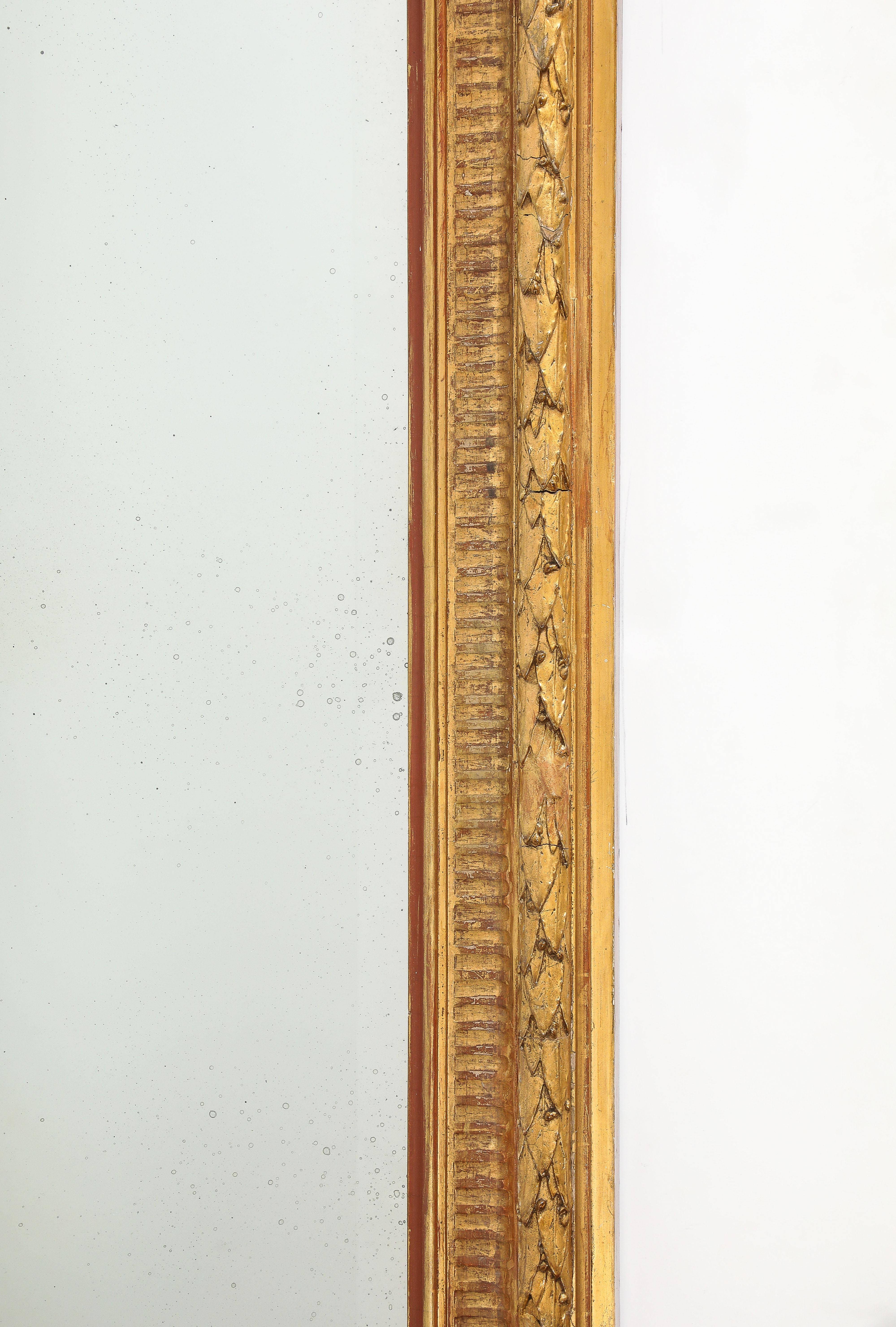 Spettacolare specchio in legno dorato intagliato italiano del XIX secolo. in vendita 1