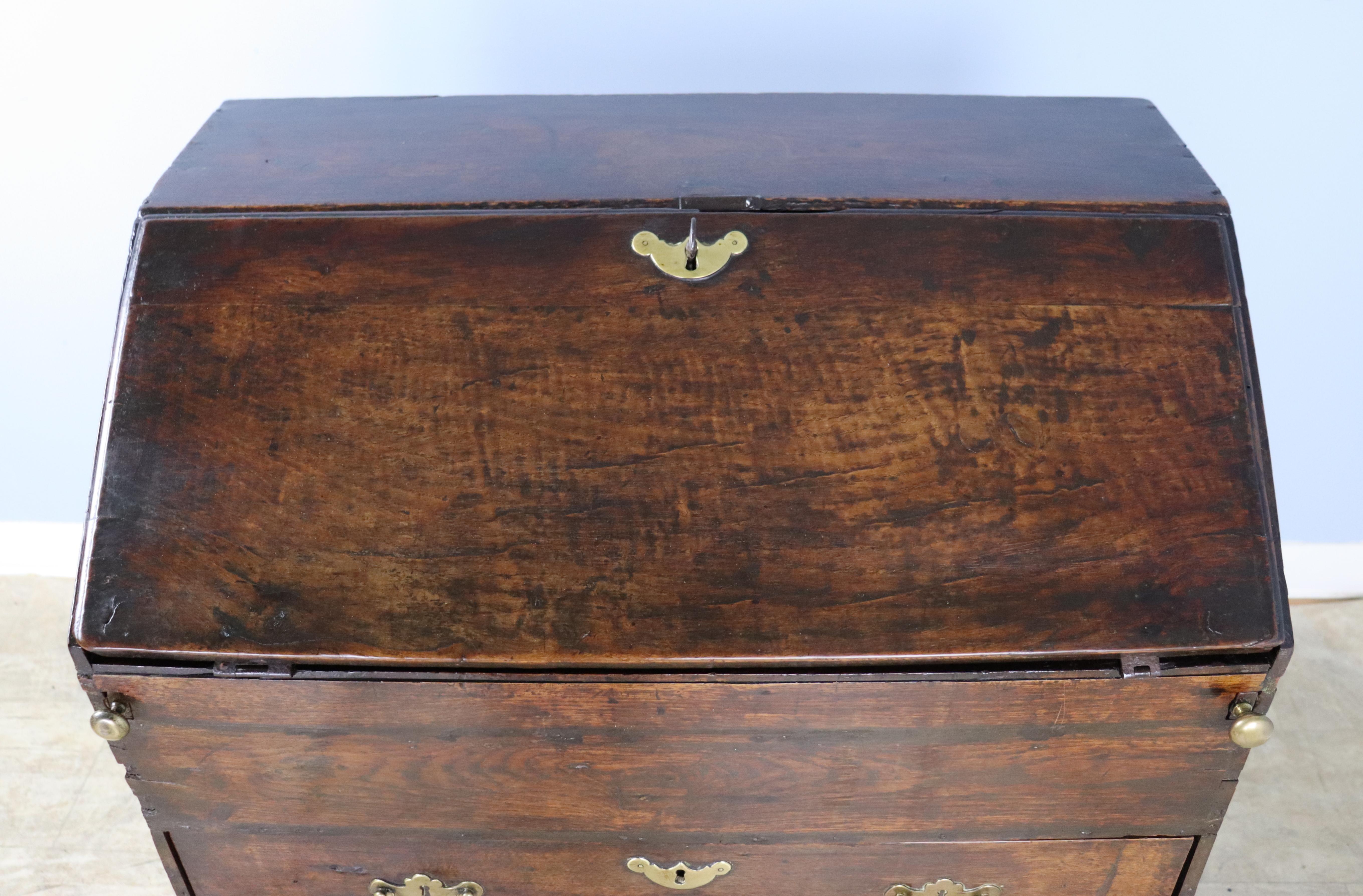 Spectacular Period Oak Clerk's Desk or Secretaire In Good Condition For Sale In Port Chester, NY