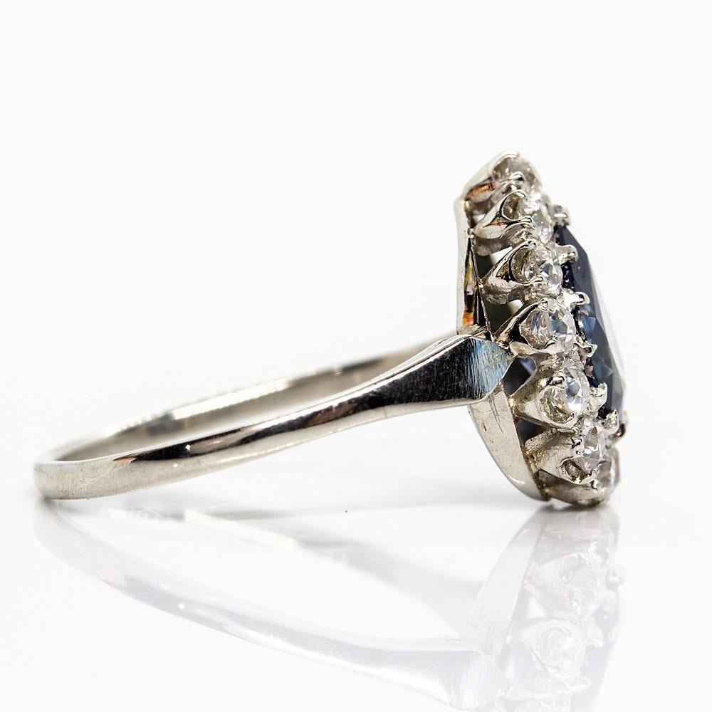 Women's or Men's Spectacular Platinum Sapphire and Diamonds Pear Shape Ring