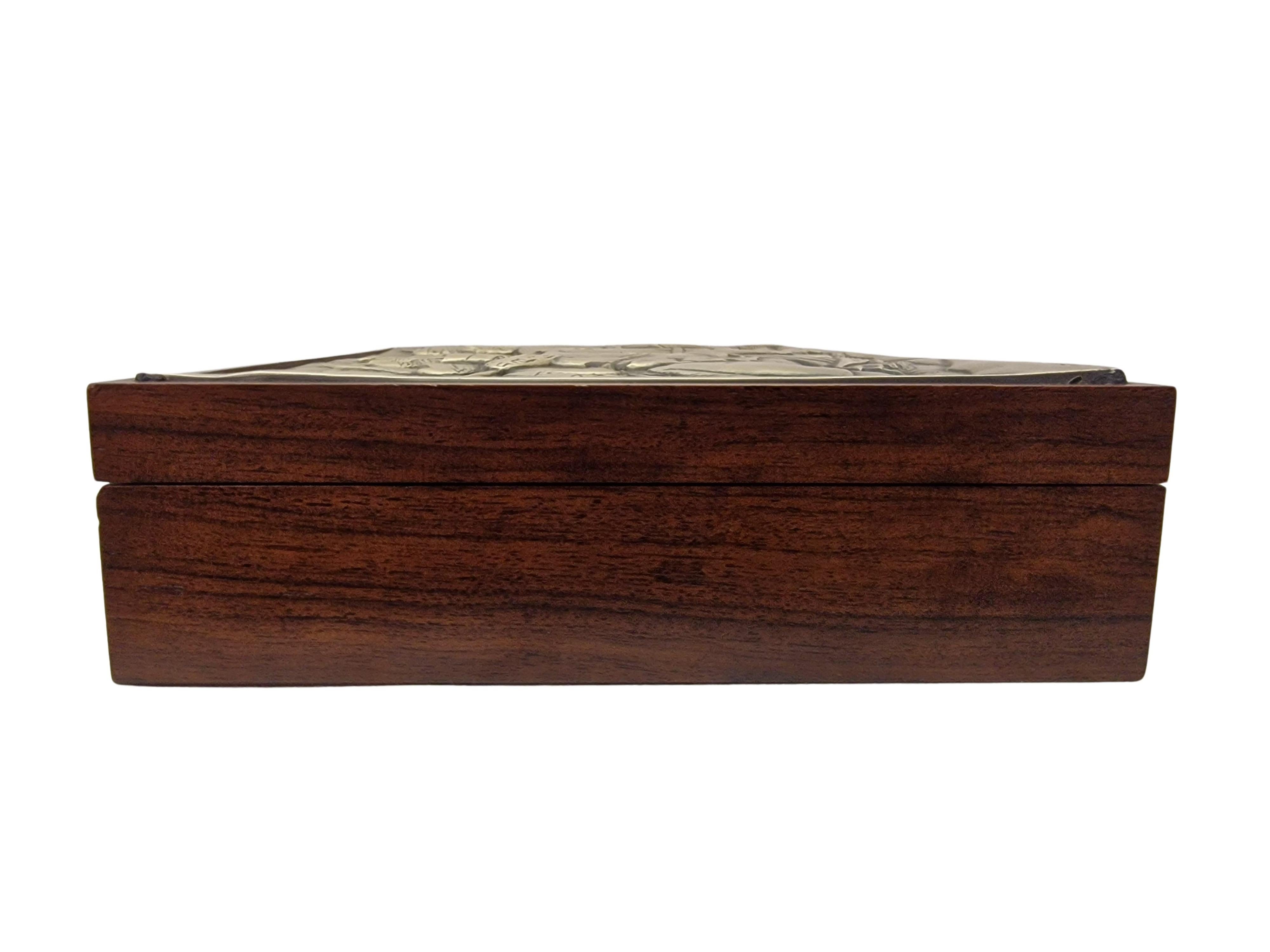 Spectaculaire boîte de jeu de bridge, en bois et argent, Ottaviani, années 1960, Italie Excellent état - En vente à Wien, AT