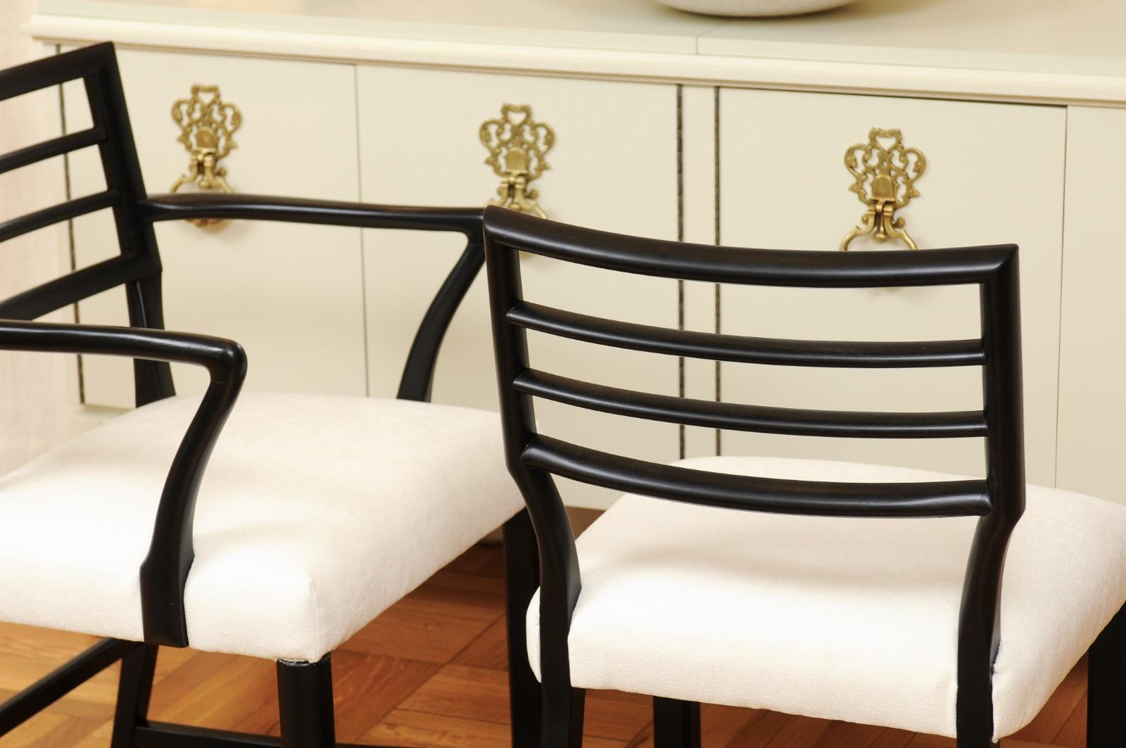 Espectacular juego restaurado de 8 sillas de comedor modernas de Michael Taylor, hacia 1957 en venta 10