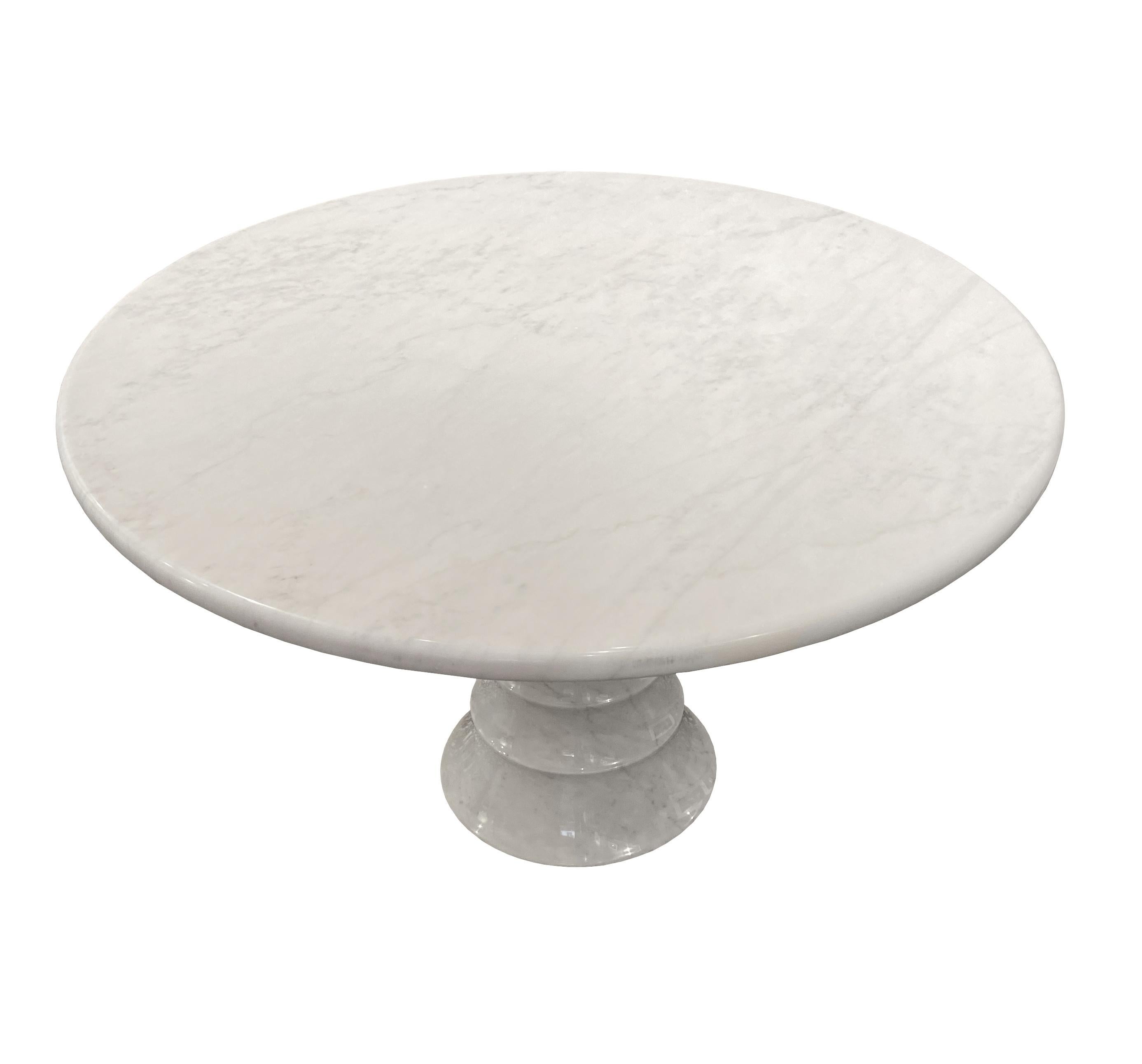 Mid-Century Modern Spectacular round dining table with spiral base, Italian design, circa 1980  