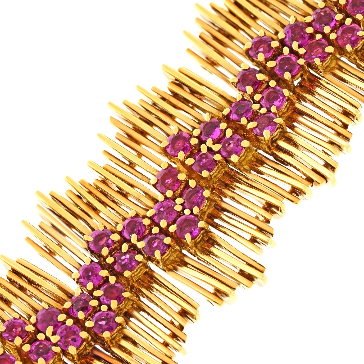 Spectaculaire Tiffany & Co. des années soixante. Bracelet en saphir rose en vente 4