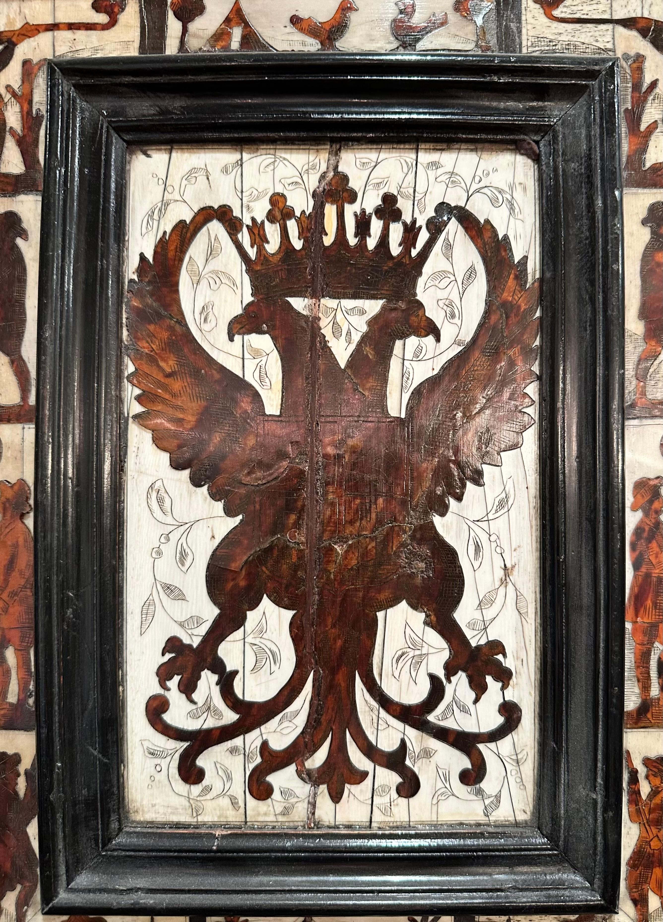 Rare cabinet espagnol aux armoiries royales de Castille et Léon 19e siècle en vente 4