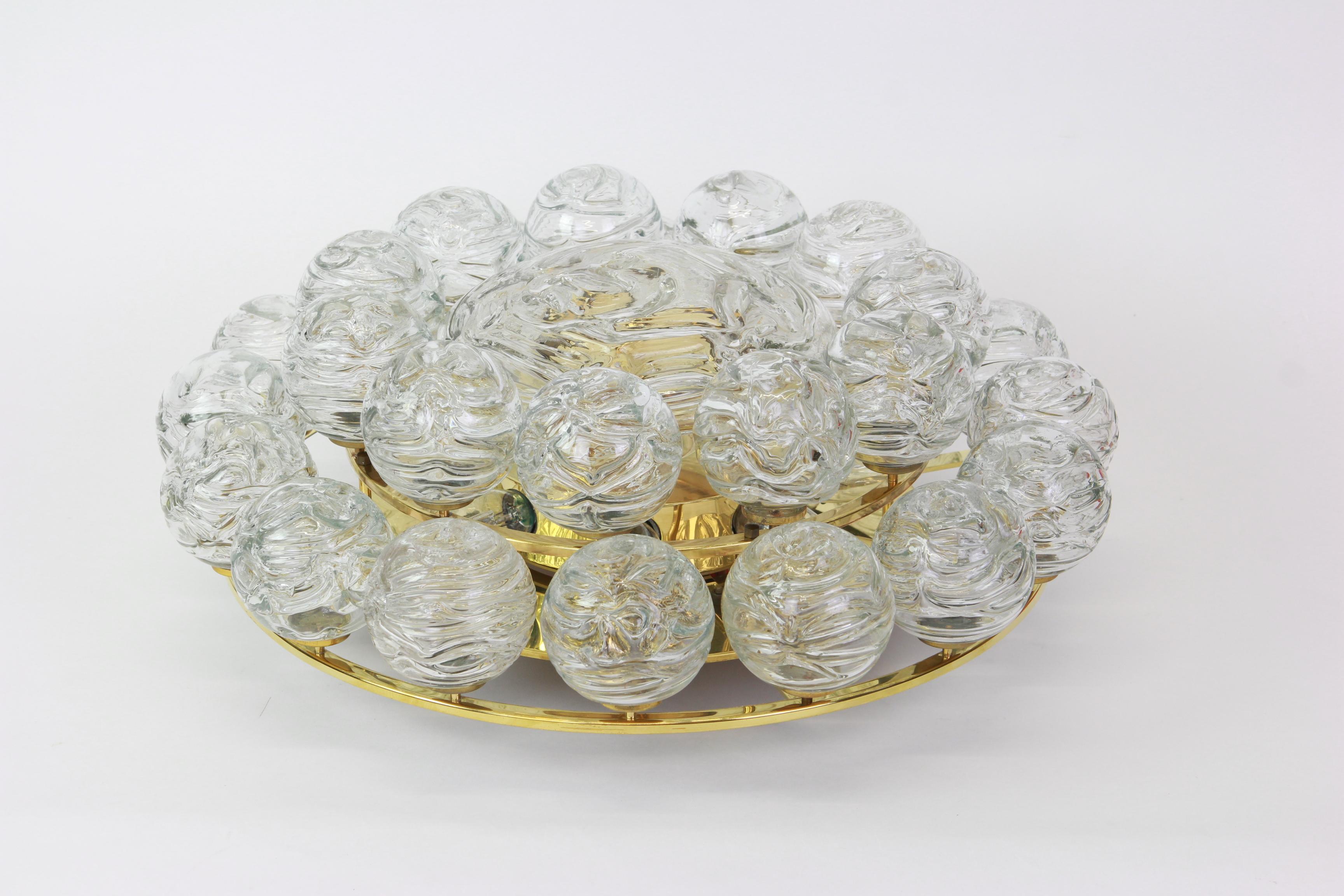 Spectacular Sputnik Flush Mount Glass Snow Balls by Doria, Germany, 1970s In Good Condition In Aachen, NRW