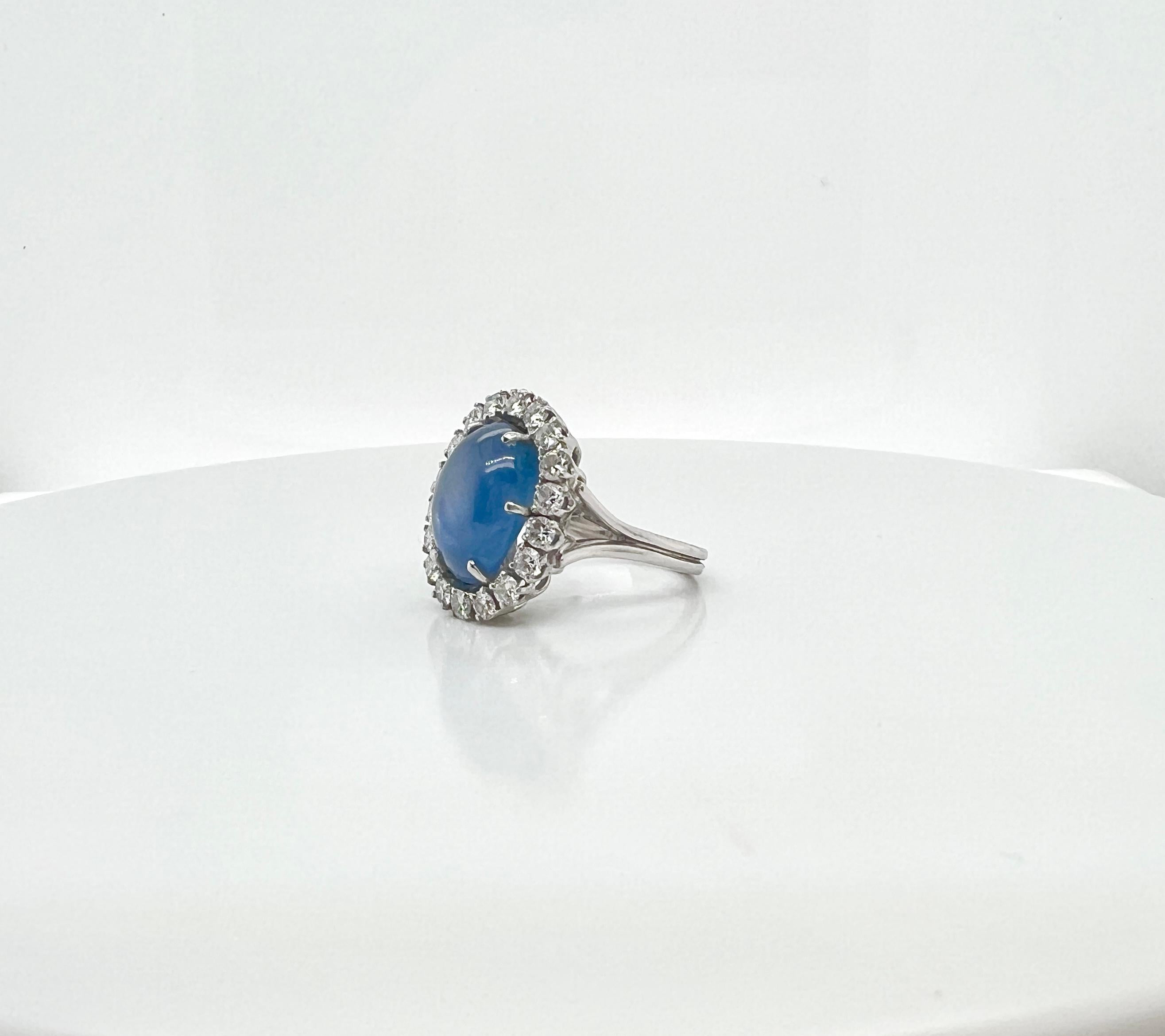 Spektakulärer Platinring mit Sternsaphir und Diamant (Brillantschliff) im Angebot