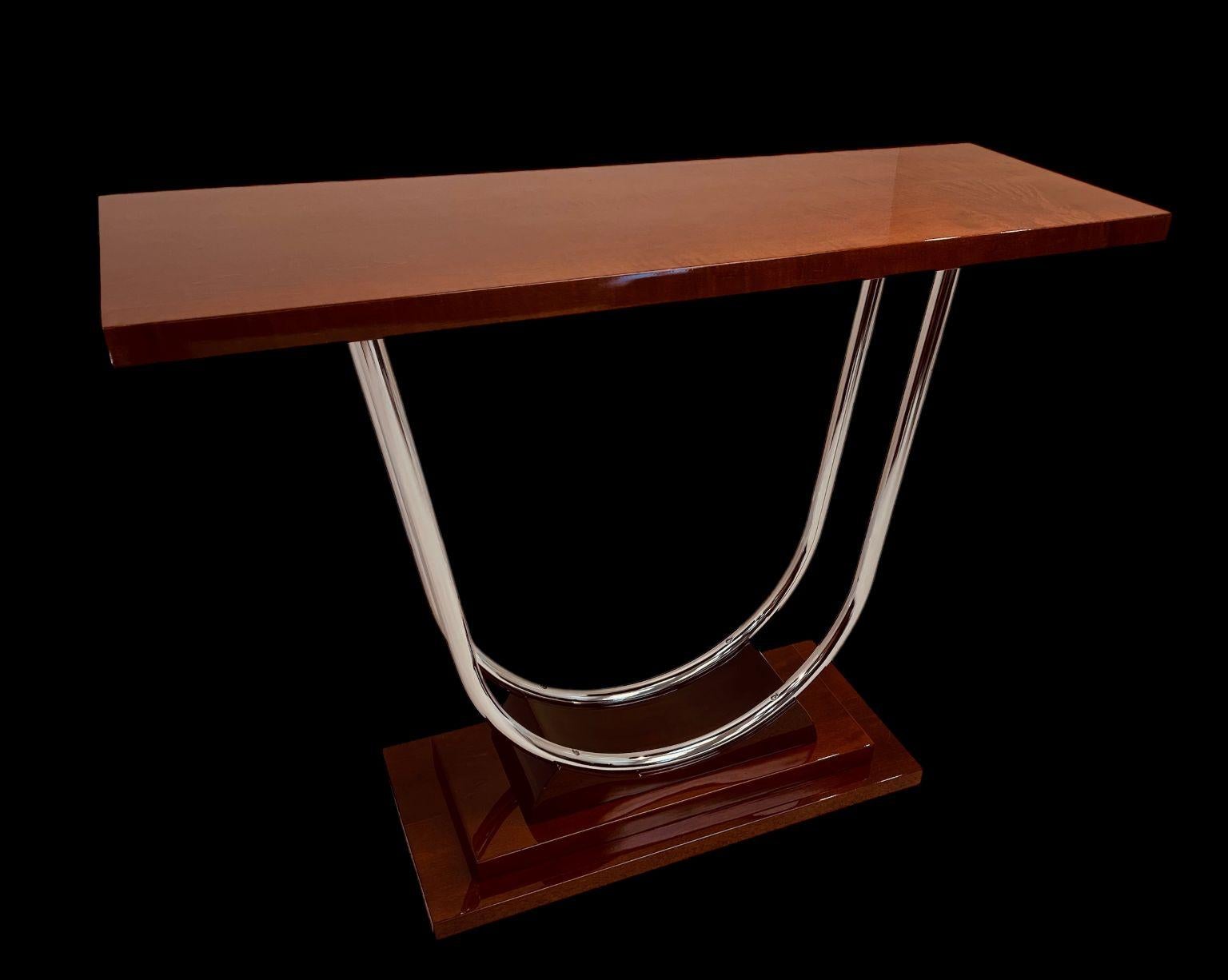 Spectacular Streamline Moderne Art Deco Chrome Console Table American C.1930 In Excellent Condition For Sale In Bernville, PA