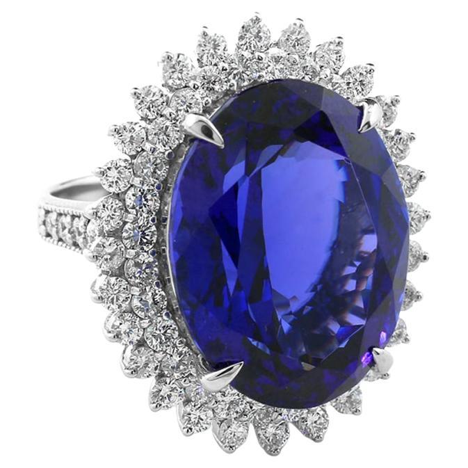 Espectacular Tanzanita 28,28 quilates Calidad AAA y Diamante 2,69 quilates Anillo Platino