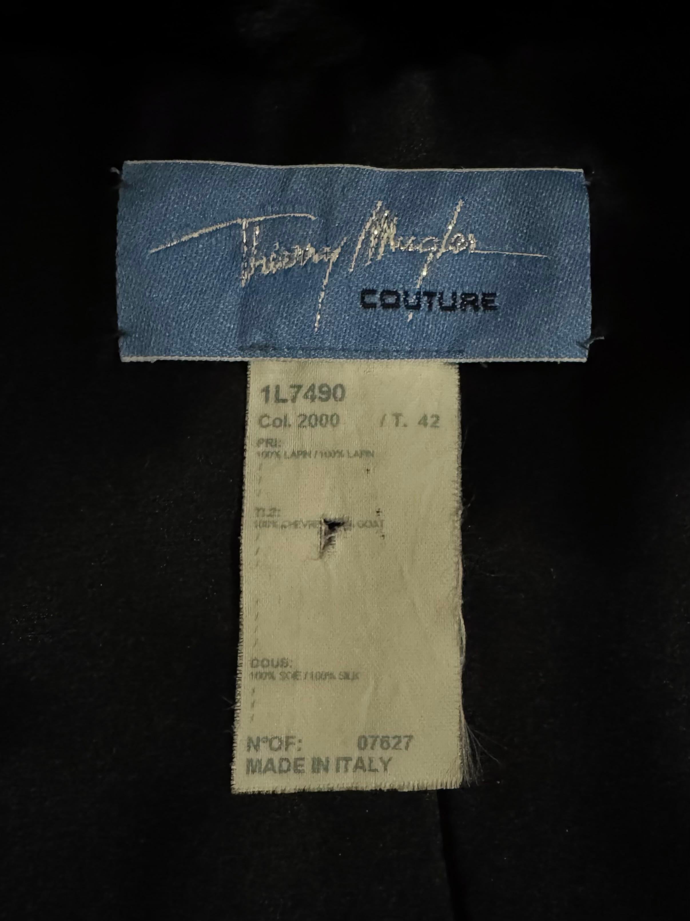 Spectaculaire manteau long en fourrure noire de Thierry Mugler en vente 4