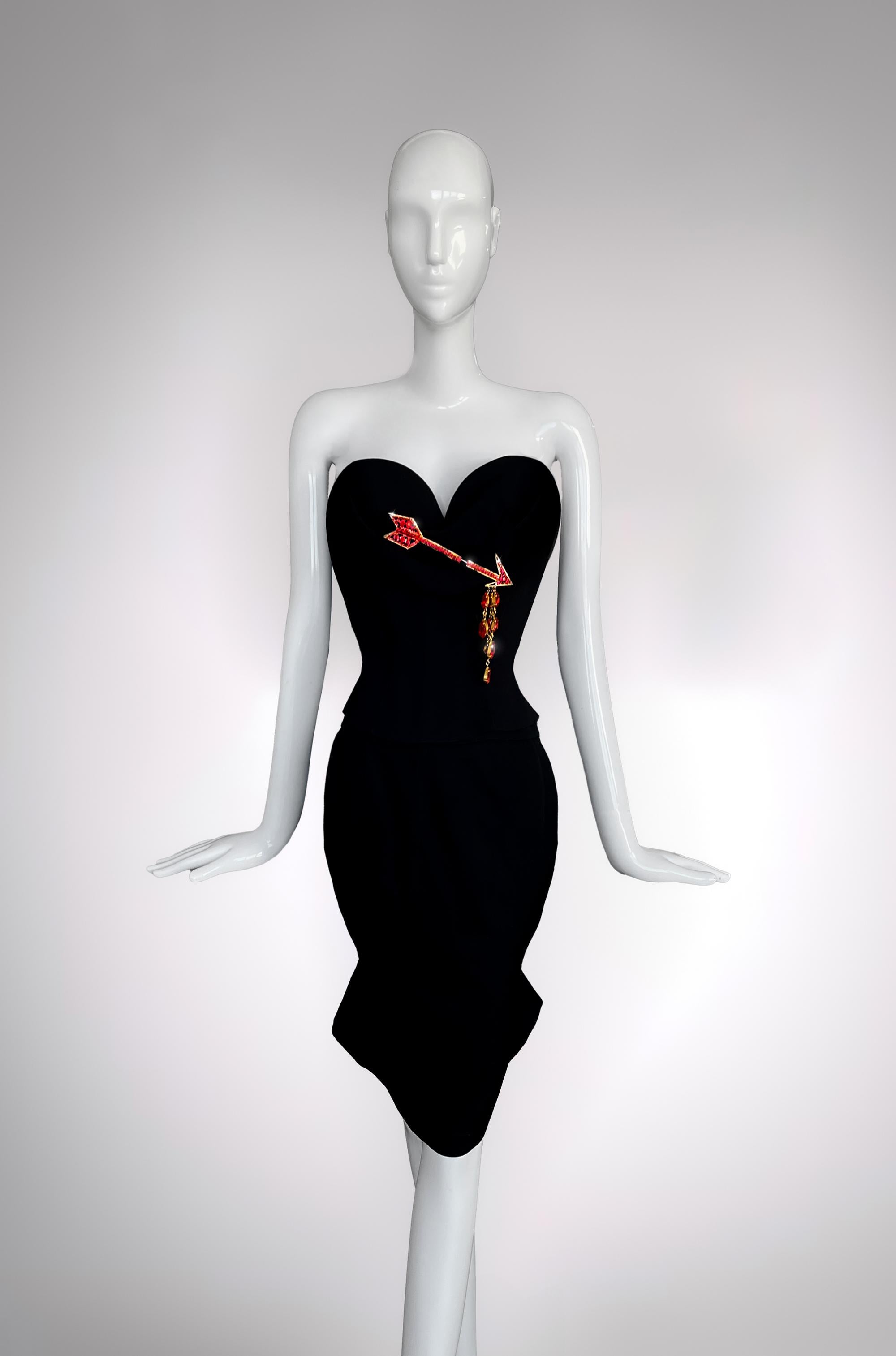 Spektakuläre Thierry Mugler Prototyp Brosche Crsytal Arrow Drop im Angebot 1