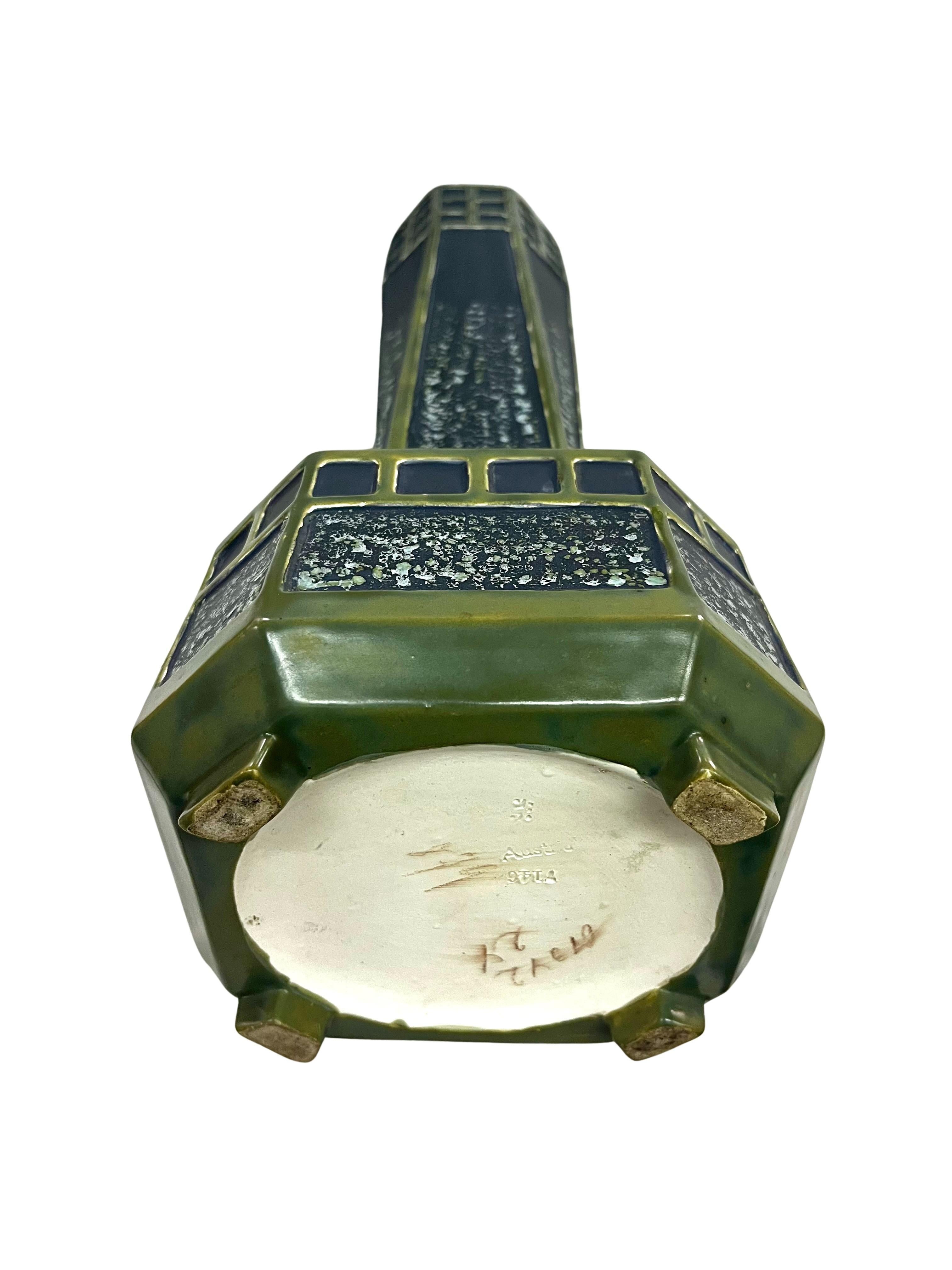 Vase spectaculaire, Sécession viennoise, céramique, Julius Dressler, 1900-05, Autriche en vente 3