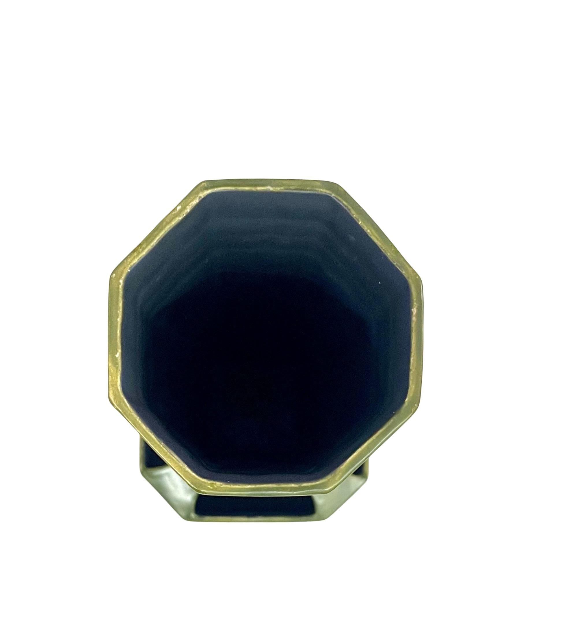 Vase spectaculaire, Sécession viennoise, céramique, Julius Dressler, 1900-05, Autriche Bon état - En vente à Wien, AT