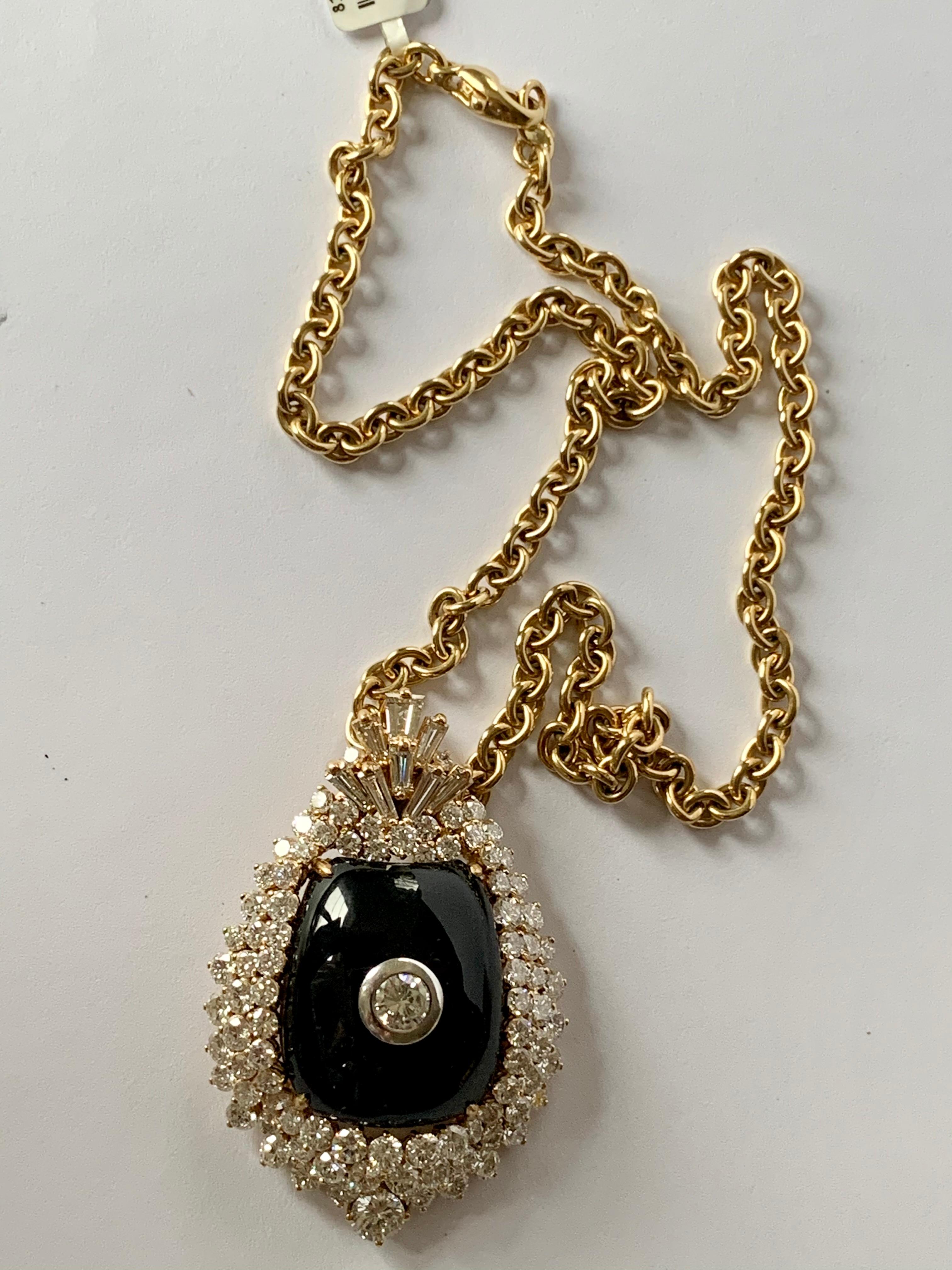 Contemporary Spectacular Vintage Onyx and Diamond Pendant with Chain in 18 Karat Yellow Gold For Sale