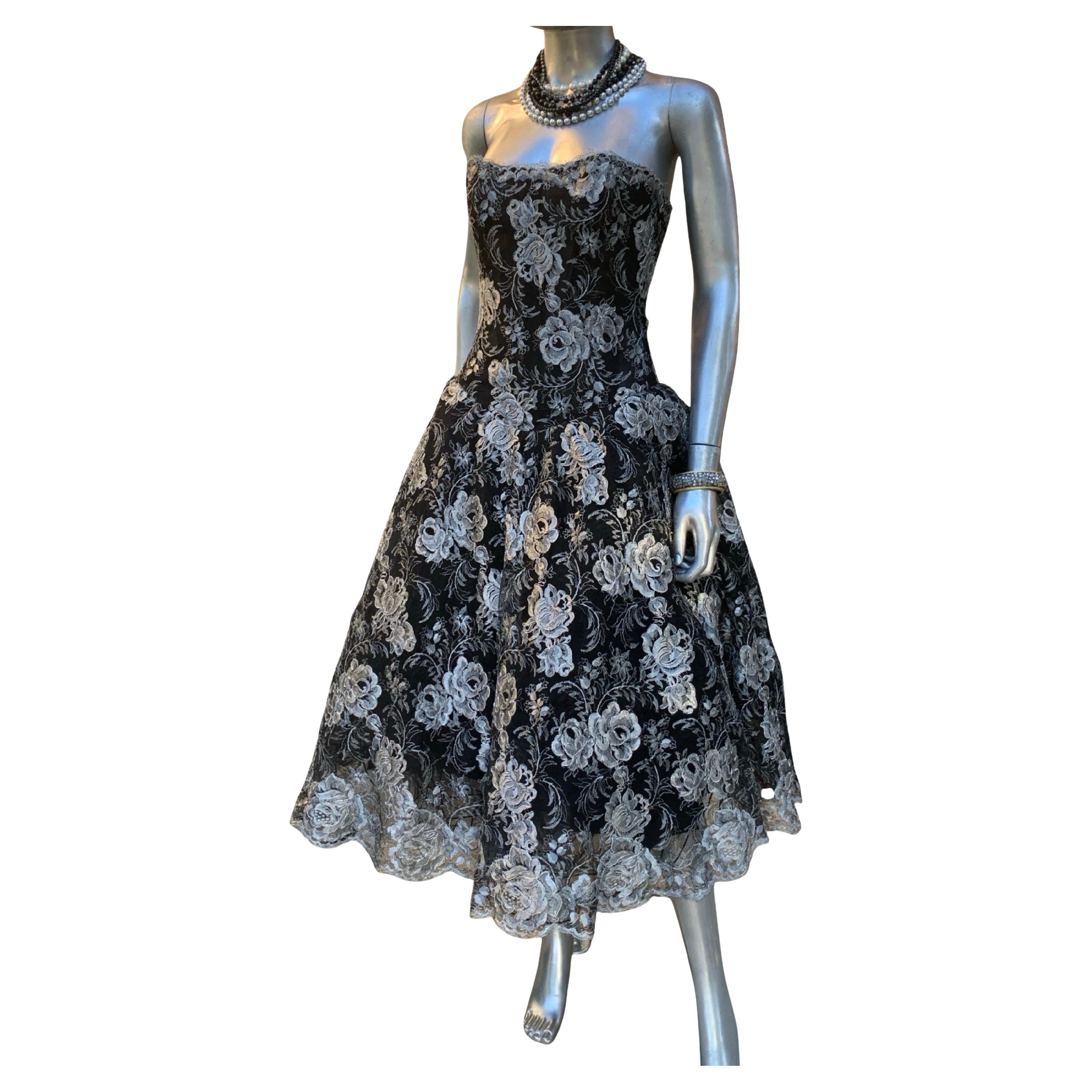 Spektakuläre Vintage Vicky Tiel COUTURE Schwarz & Silber Metallic Abendkleid BG im Angebot