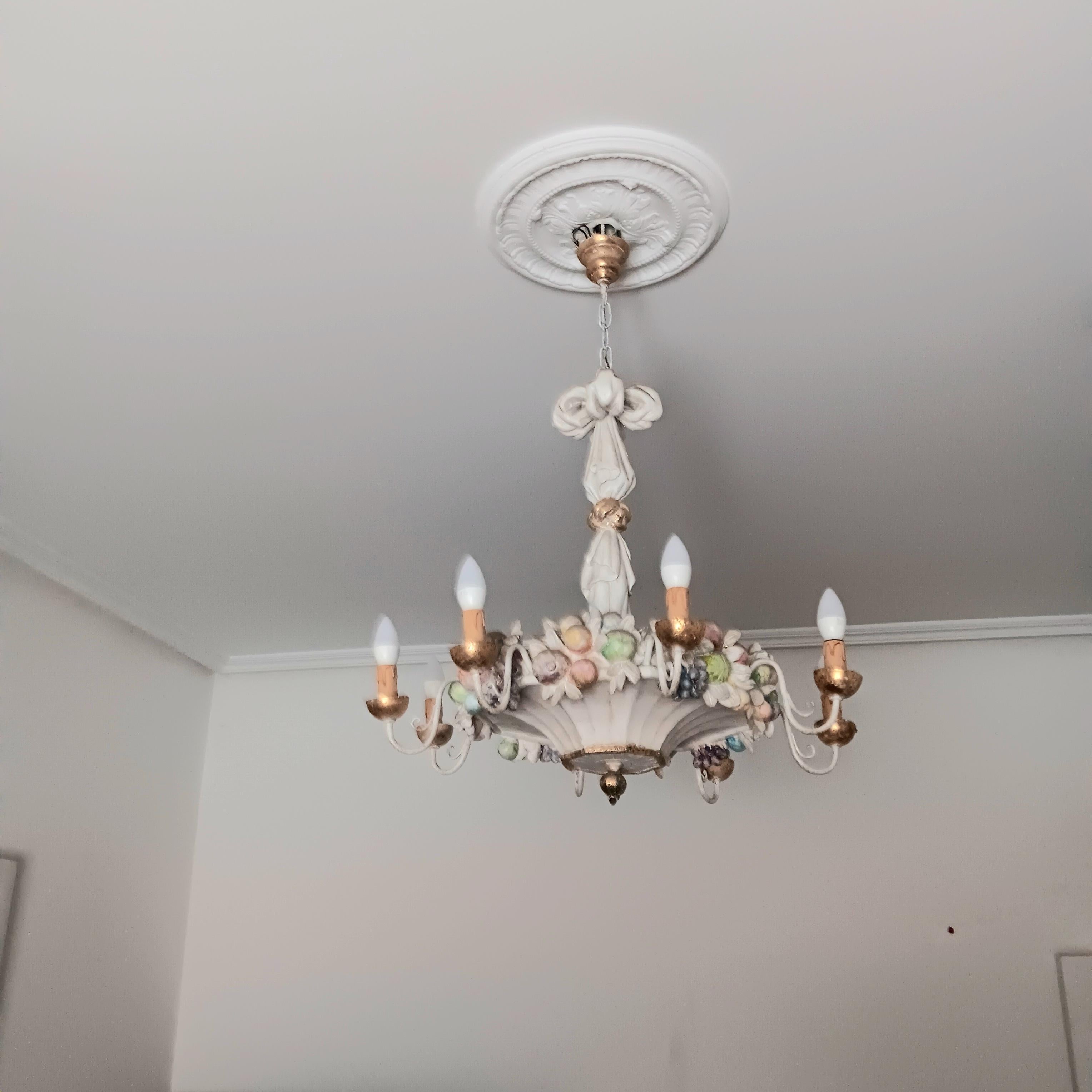 Italian Chandelier With  Fruit Carved in Wood & Gold Leaf Spectacular For Sale 9