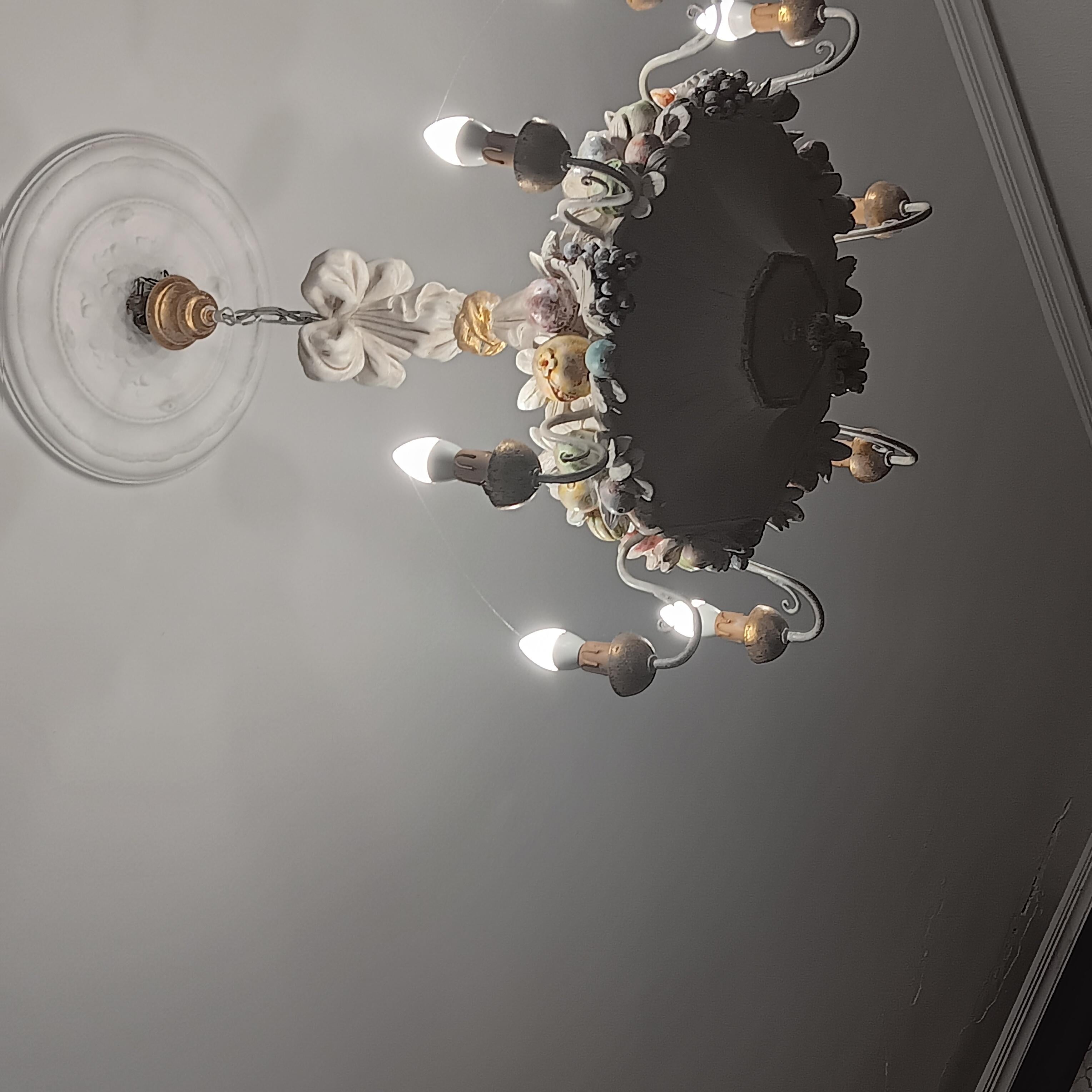 Italian Chandelier With  Fruit Carved in Wood & Gold Leaf Spectacular For Sale 11