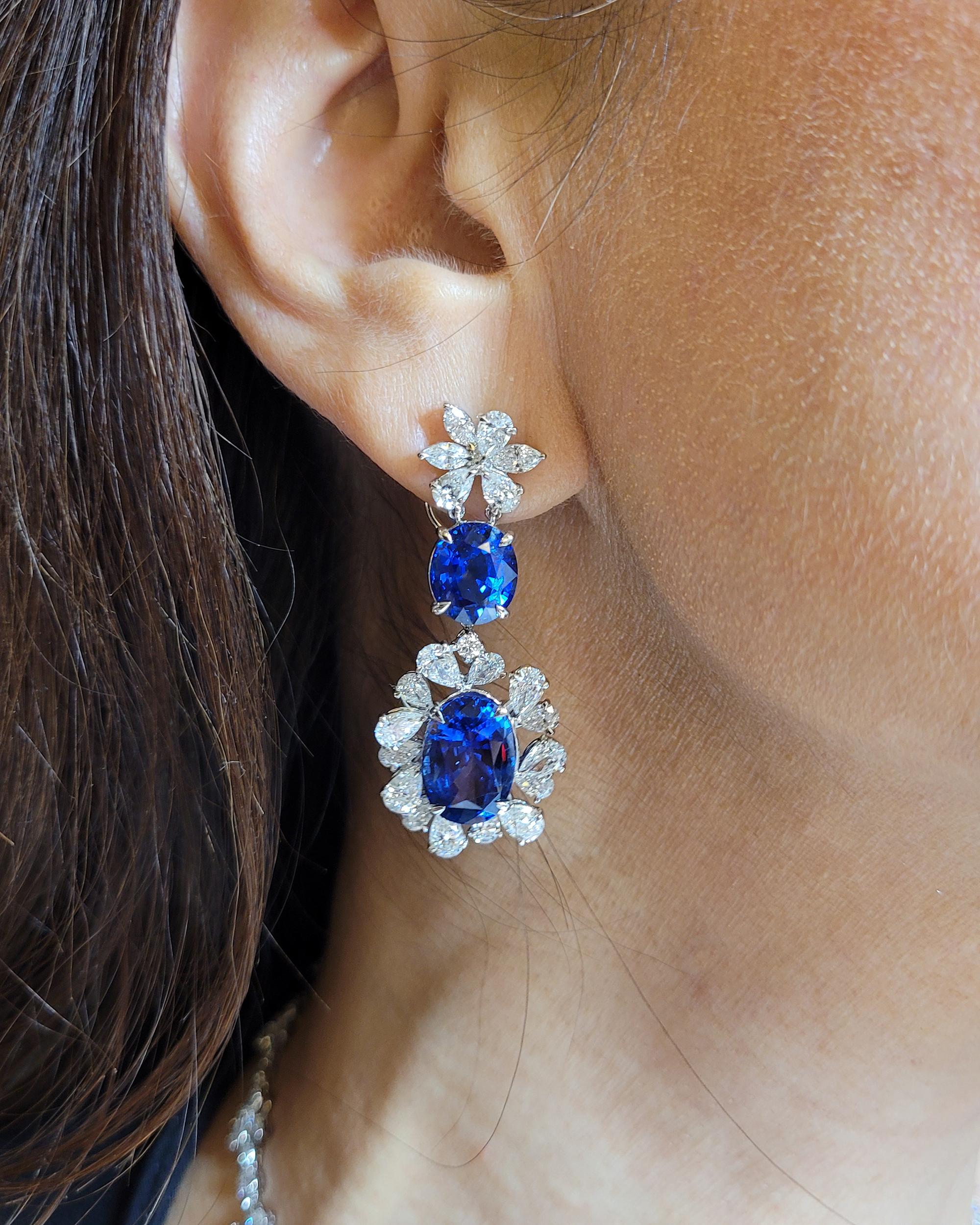 Women's Spectra Fine Jewelry 112.50 Carat Oval Sapphire Diamond Suite For Sale