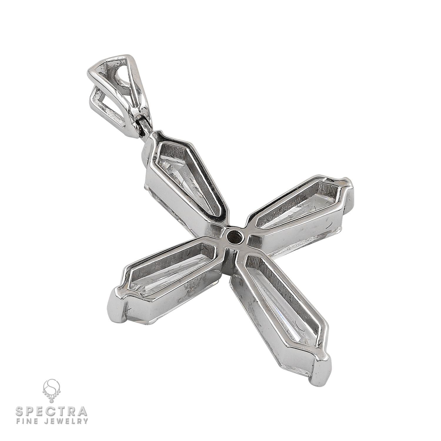 Contemporary Spectra Fine Jewelry 3.39 Carat Kite-Shaped Diamond Cross Pendant For Sale