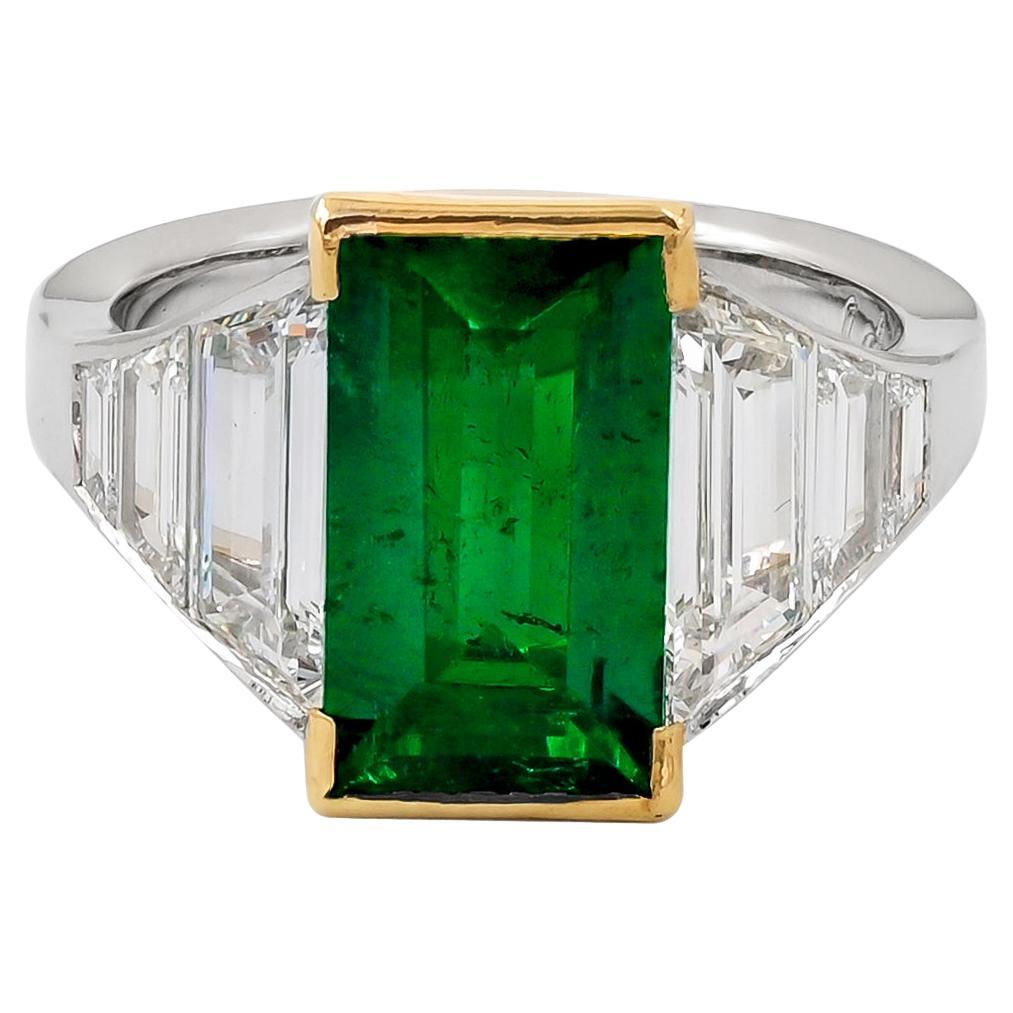 Spectra Fine Jewelry AGL Certified 2.43 Carat Colombian Emerald Diamond Ring For Sale