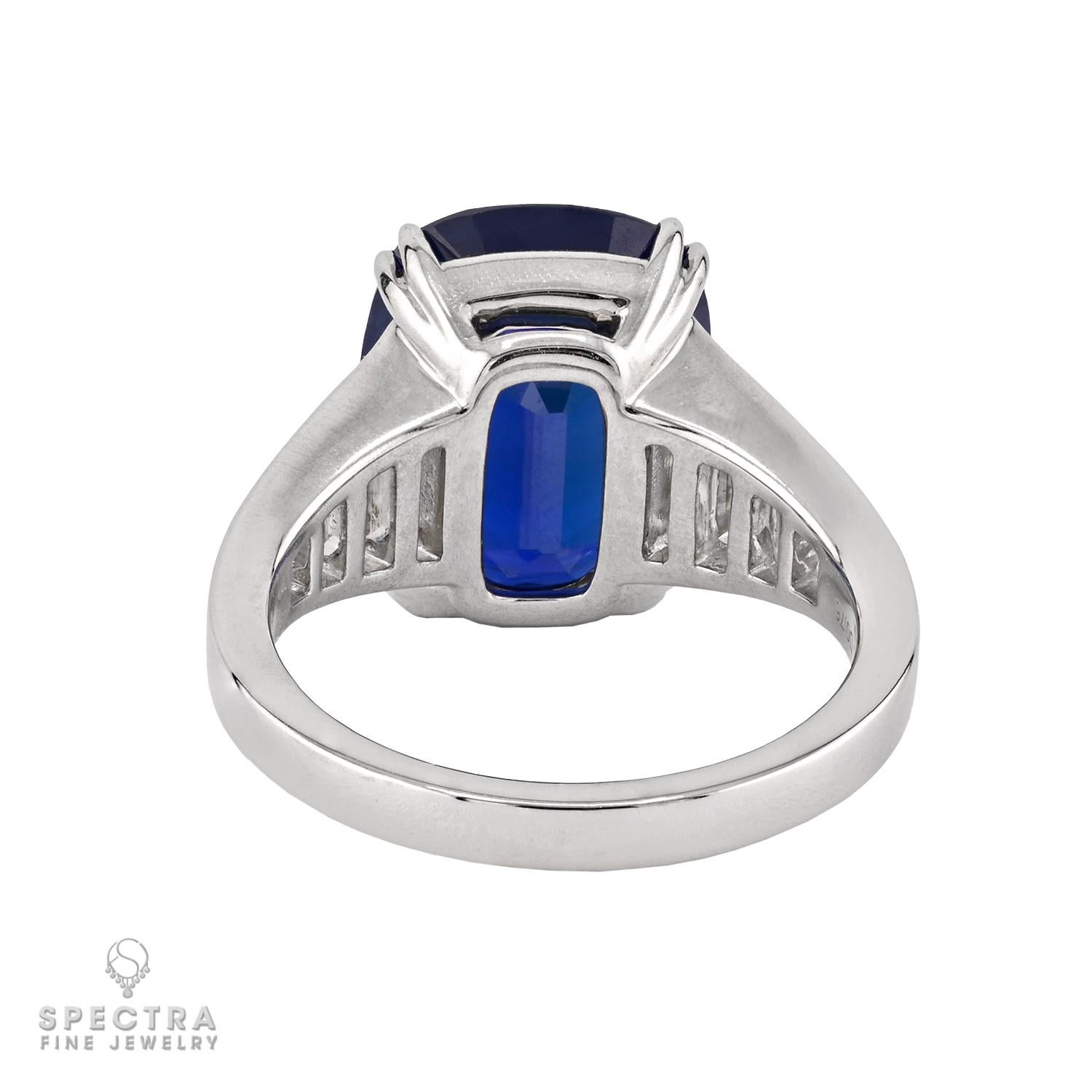 Spectra Fine Jewelry Anillo de zafiro de Ceilán certificado AGL de 8,34 quilates Contemporáneo en venta