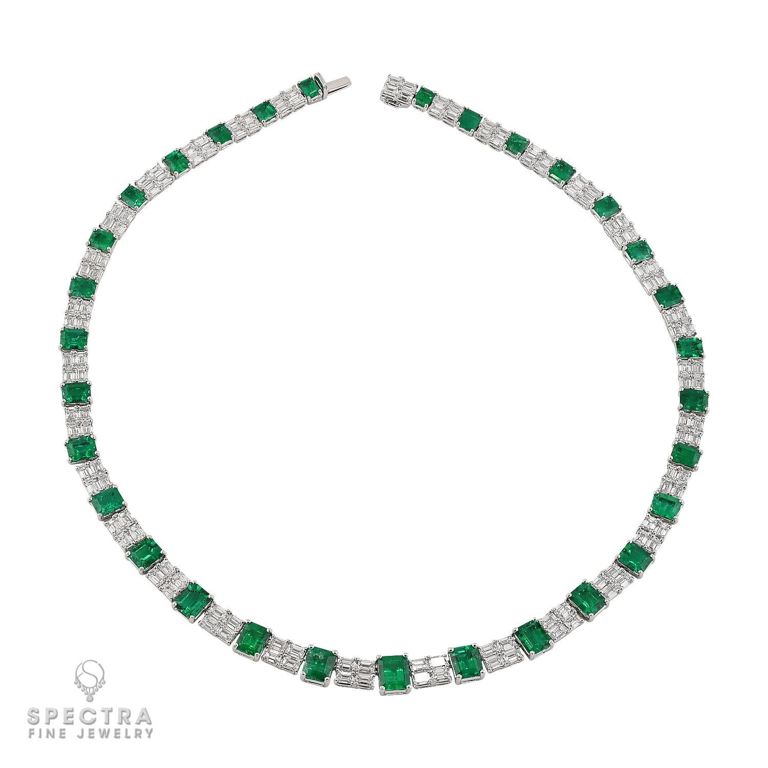 Moderno Spectra Fine Jewelry Collana di diamanti con smeraldo colombiano in vendita