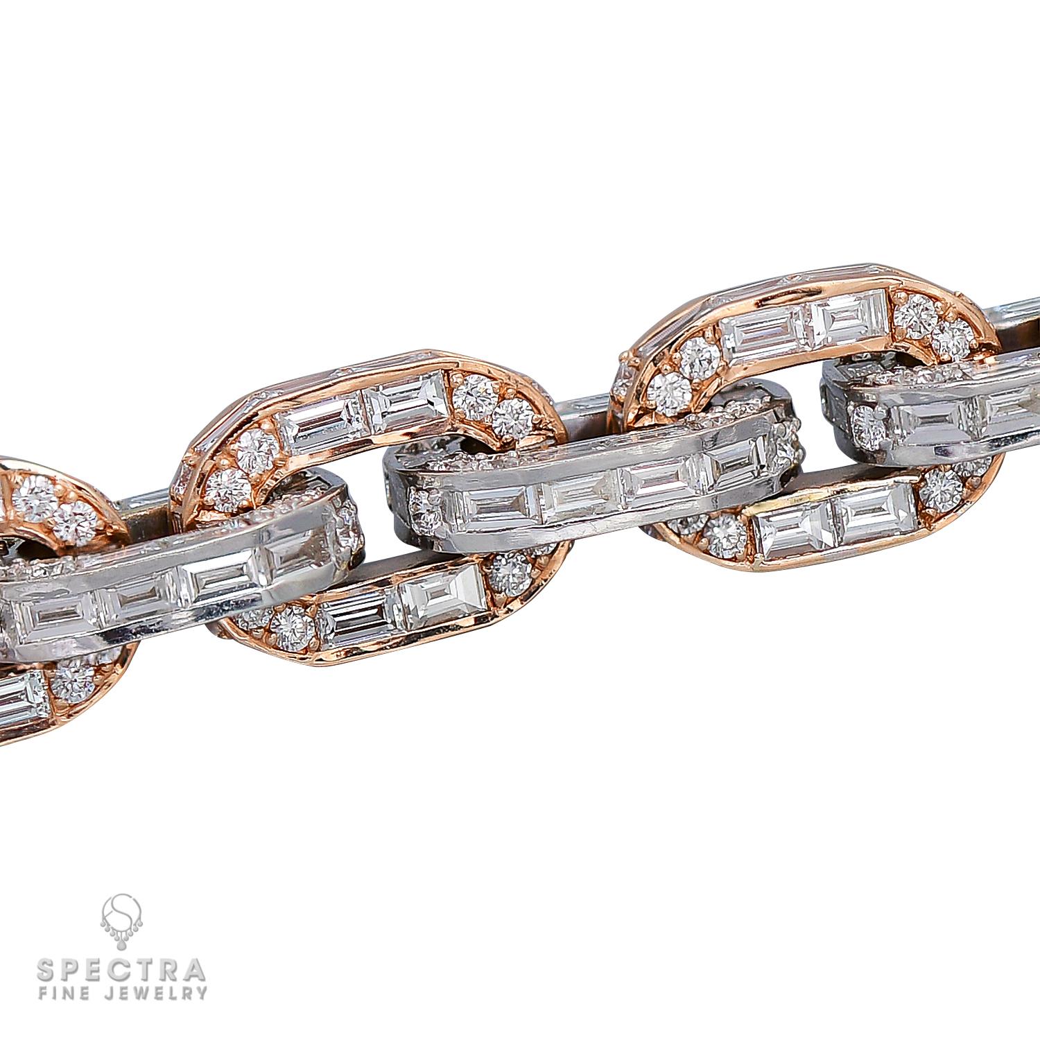 Mixed Cut Spectra Fine Jewelry Contemporary Diamond 18k Gold Link Bracelet For Sale