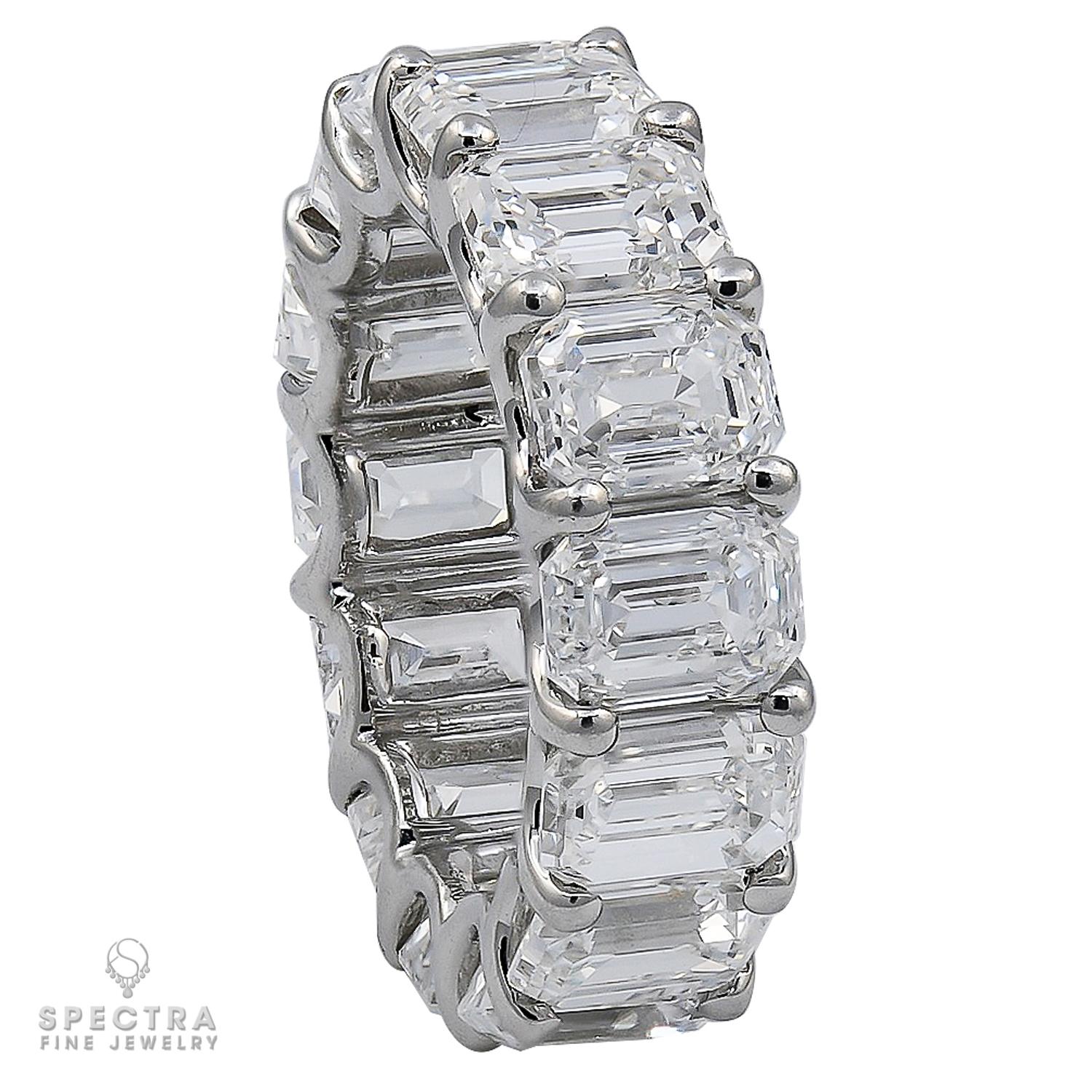 Taille émeraude Spectra Fine Jewelry, bague de mariage en platine avec diamants de 14,23 carats certifiés GIA en vente