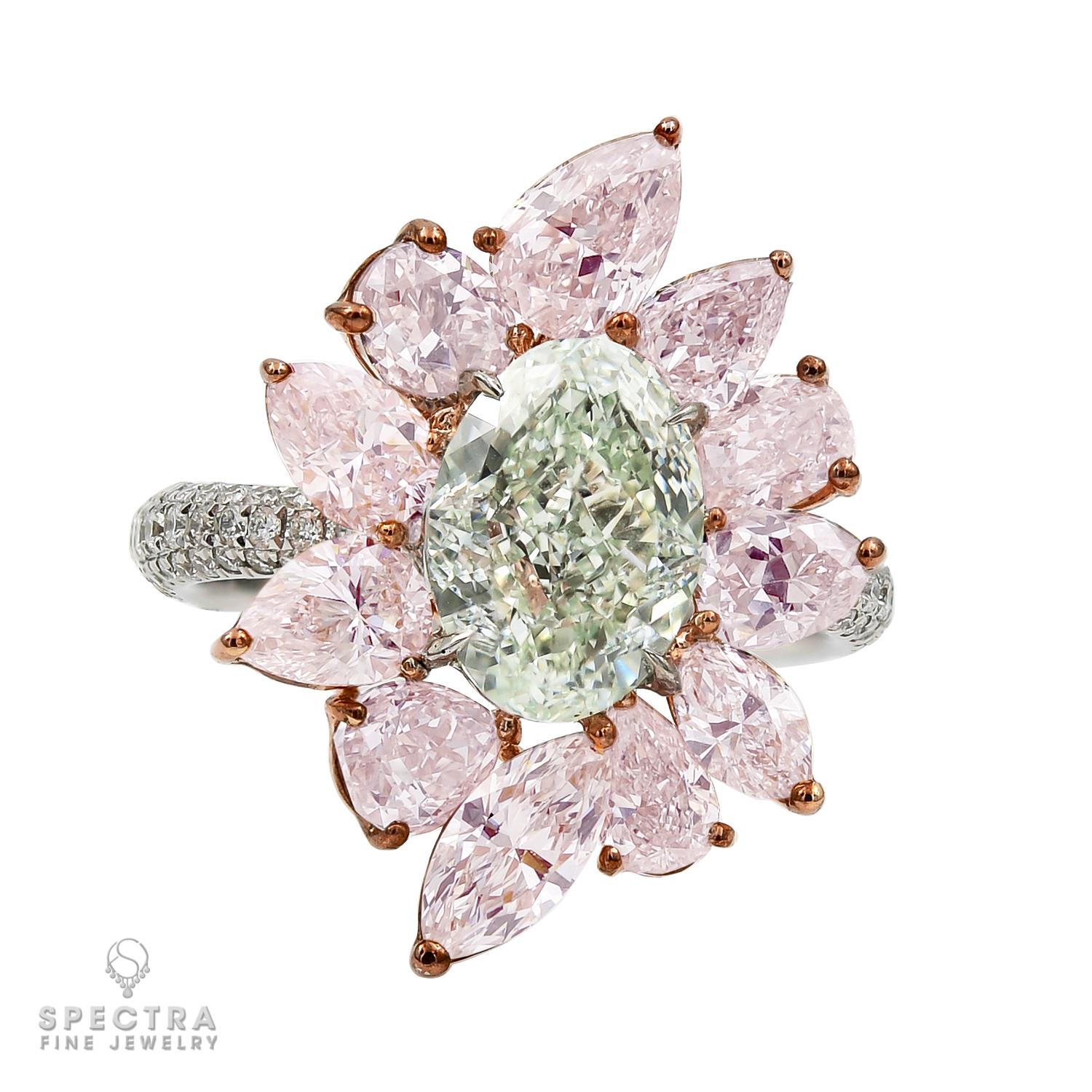 Spectra Fine Jewelry Anillo de diamantes verdes de 8,67 quilates certificado por el GIA Corte oval en venta