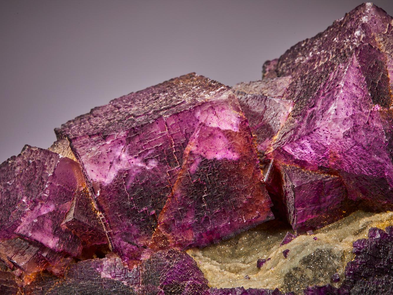 Sinfonia spettrale: Fluorite multicolore dagli USA in vendita 1