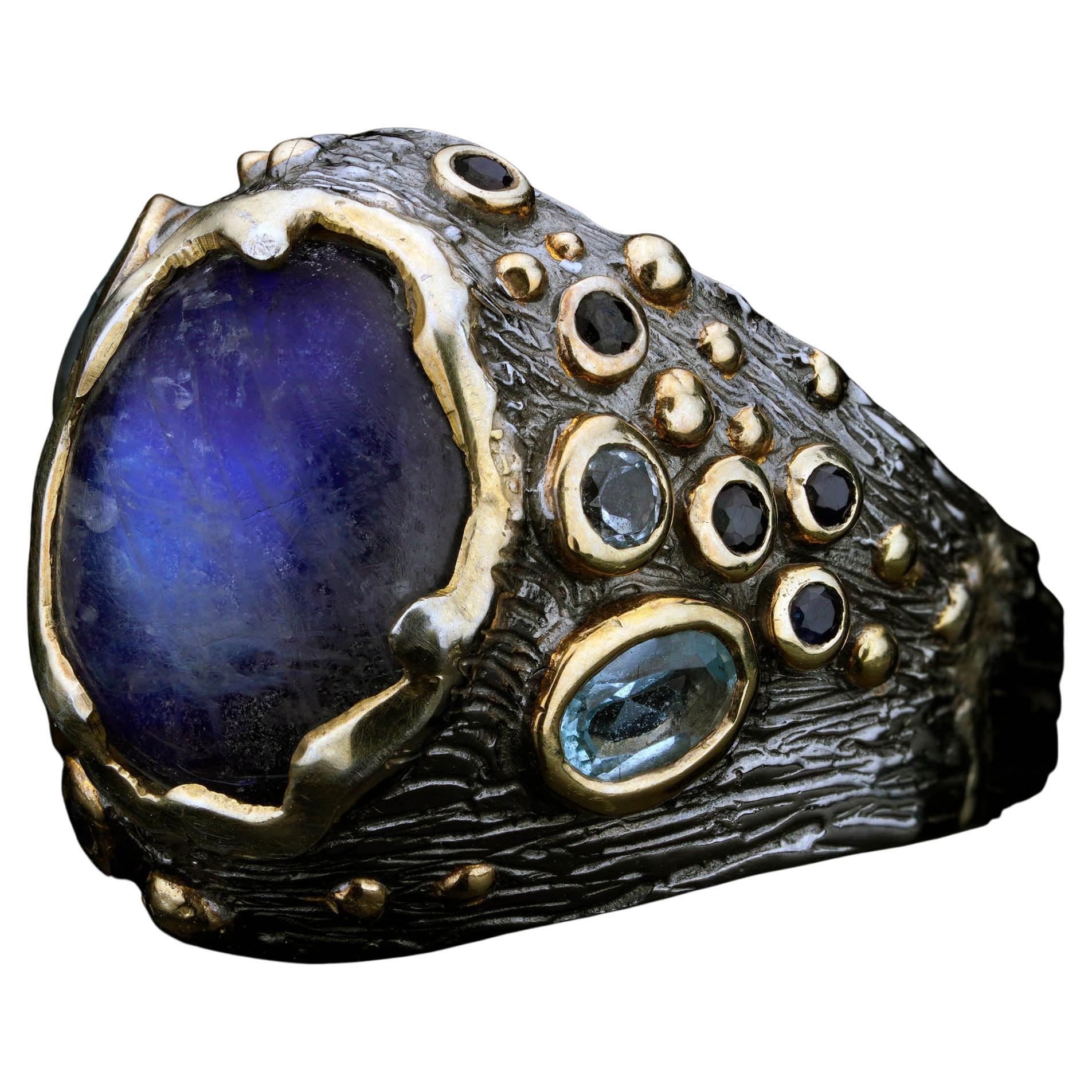 Anello con spettrolite e acquamarina // Realizzato artigianalmente con accenti di zaffiro