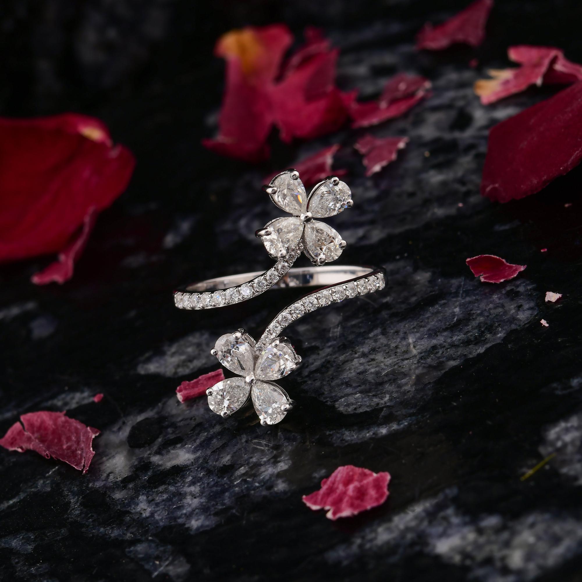 Spectrum Jewels 1.39 Carat SI/H Pear Diamond 18 Karat White Gold Flower Ring In New Condition For Sale In Diera, Dubai