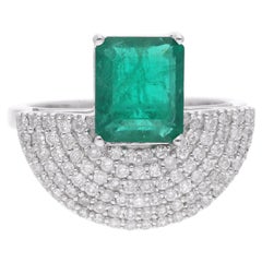 Spectrum Jewels Emerald Gemstone Hand Fan Style Ring Diamond 14 Karat White Gold
