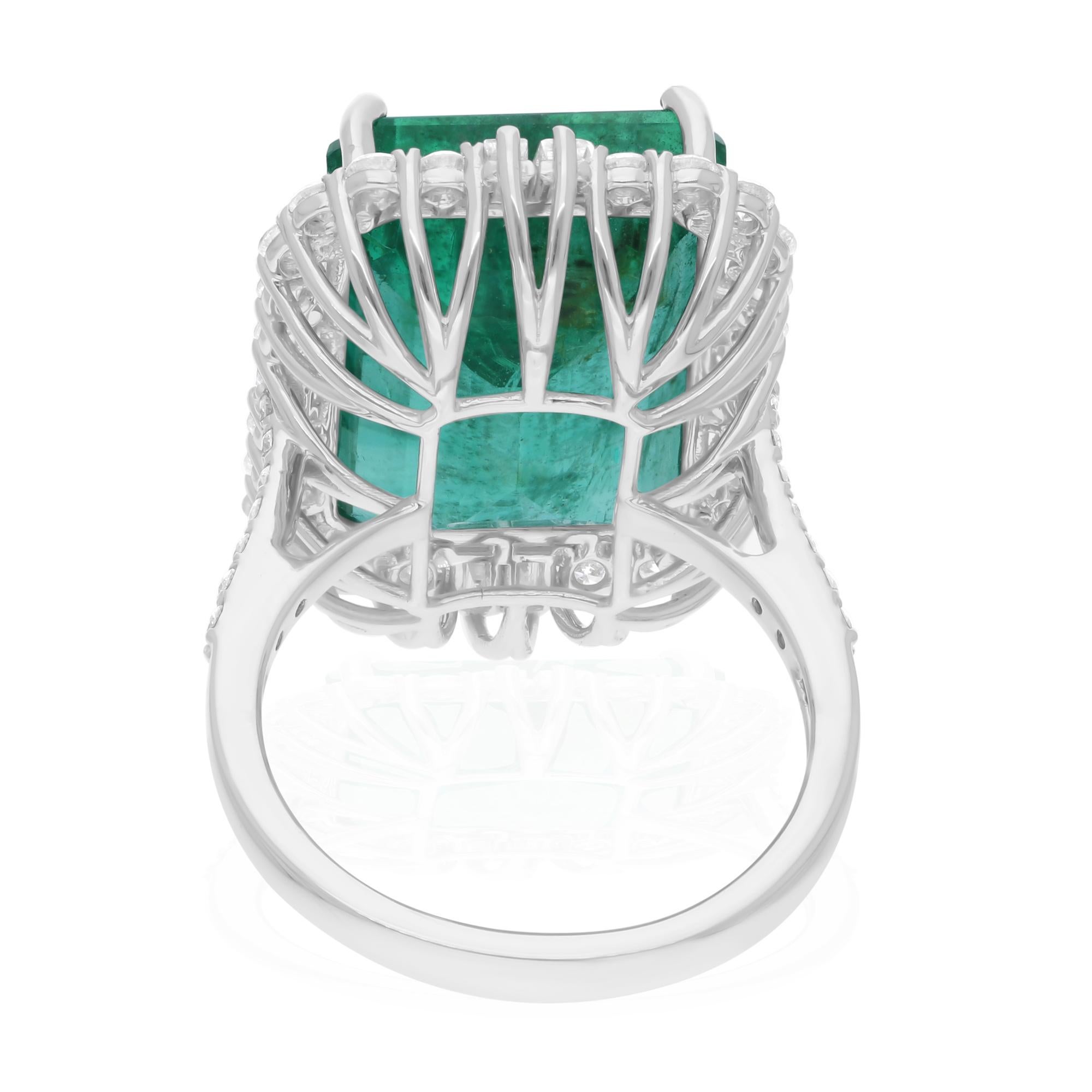 Women's Spectrum Jewels Zambian Emerald SI/H Diamond 18k White Gold Cocktail Ring For Sale