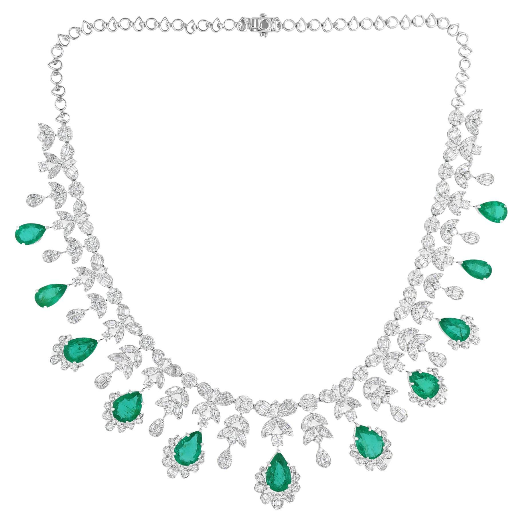 Spectrum Jewels Zambian Emerald SI/HI Diamond 18 Karat Solid White Gold Necklace