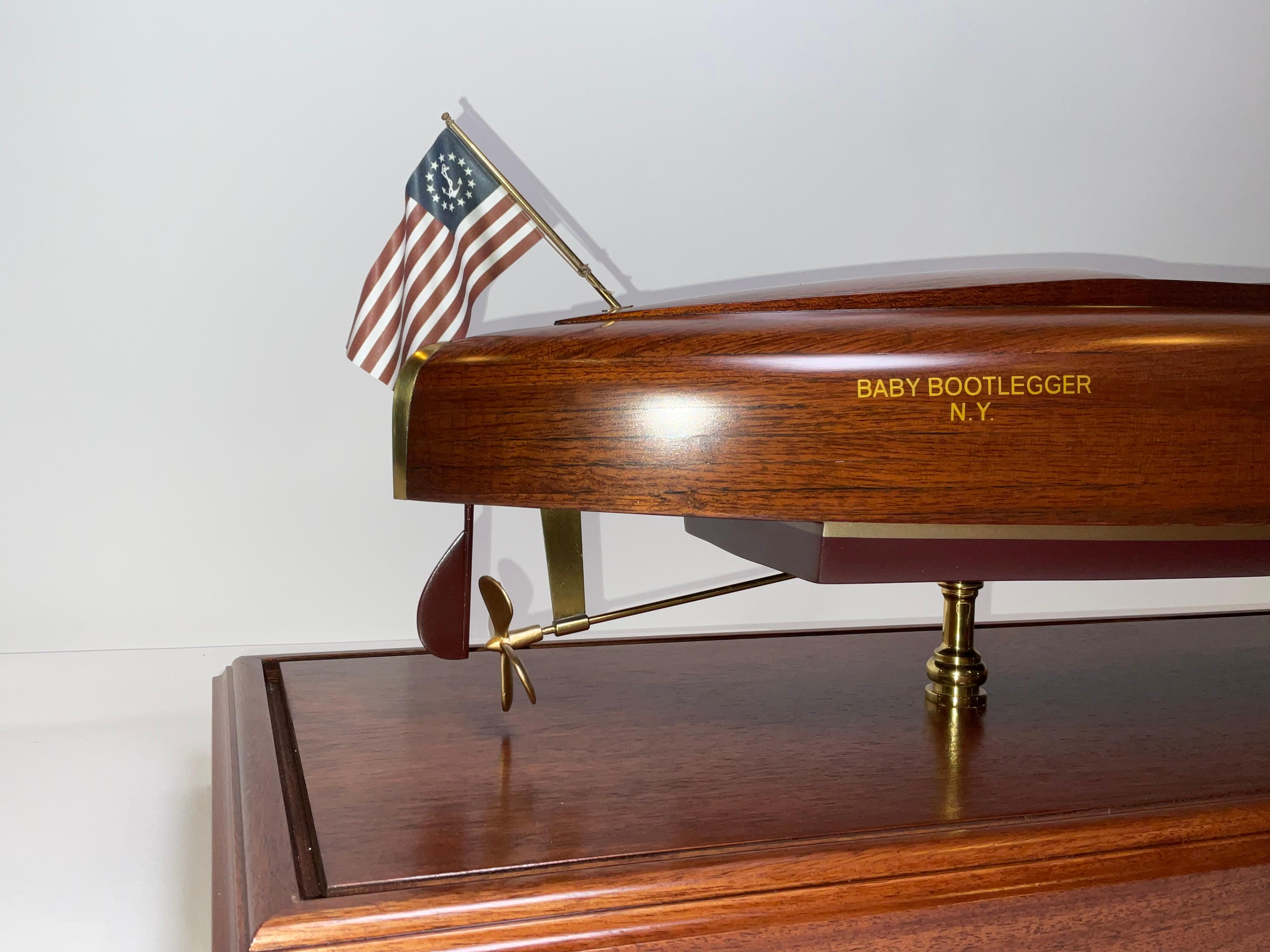 Modèle Speedboat Baby Bootlegger, lauréat de la Coupe d'or, 1925 en vente 2