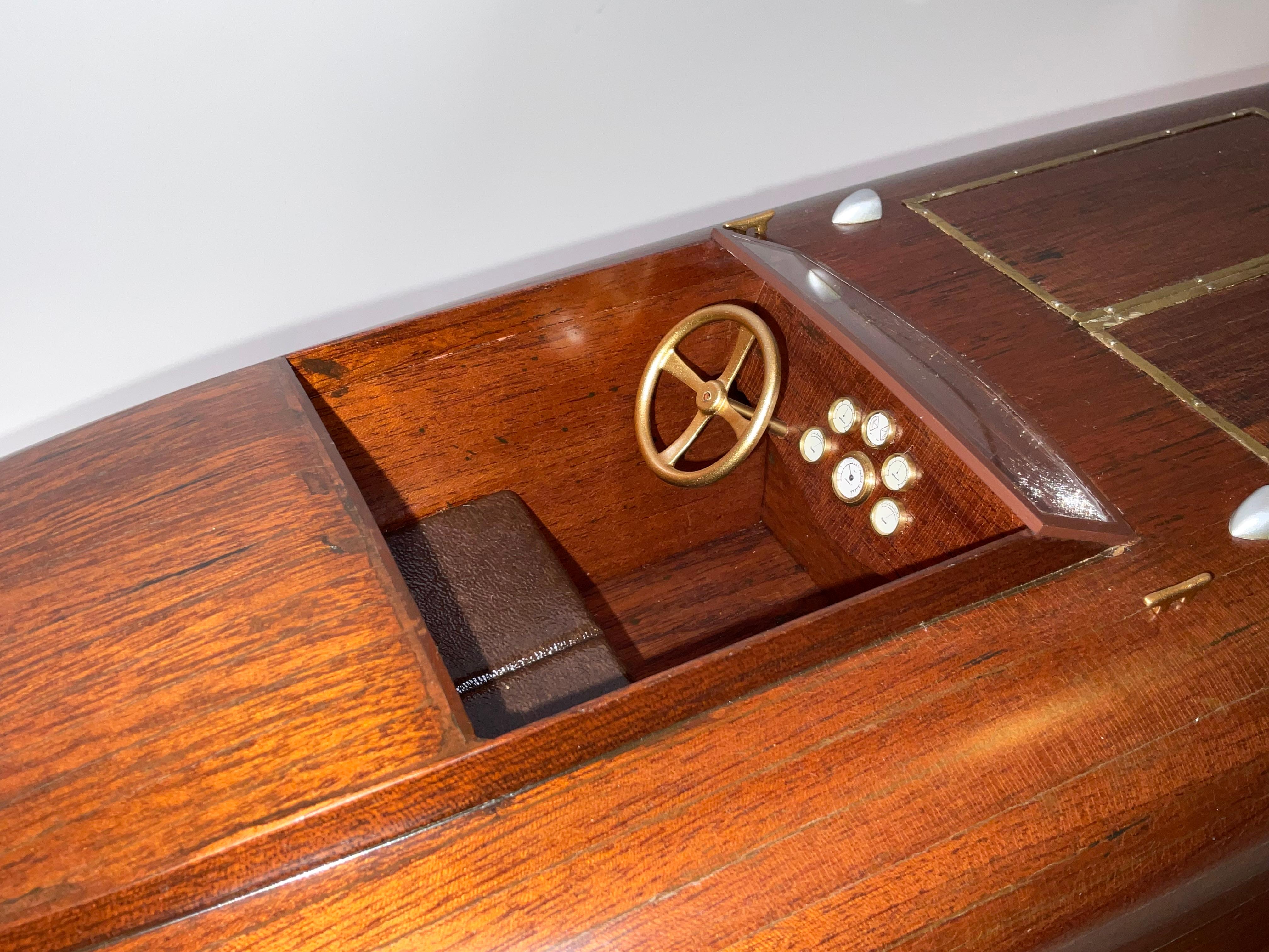 Modèle Speedboat Baby Bootlegger, lauréat de la Coupe d'or, 1925 en vente 3
