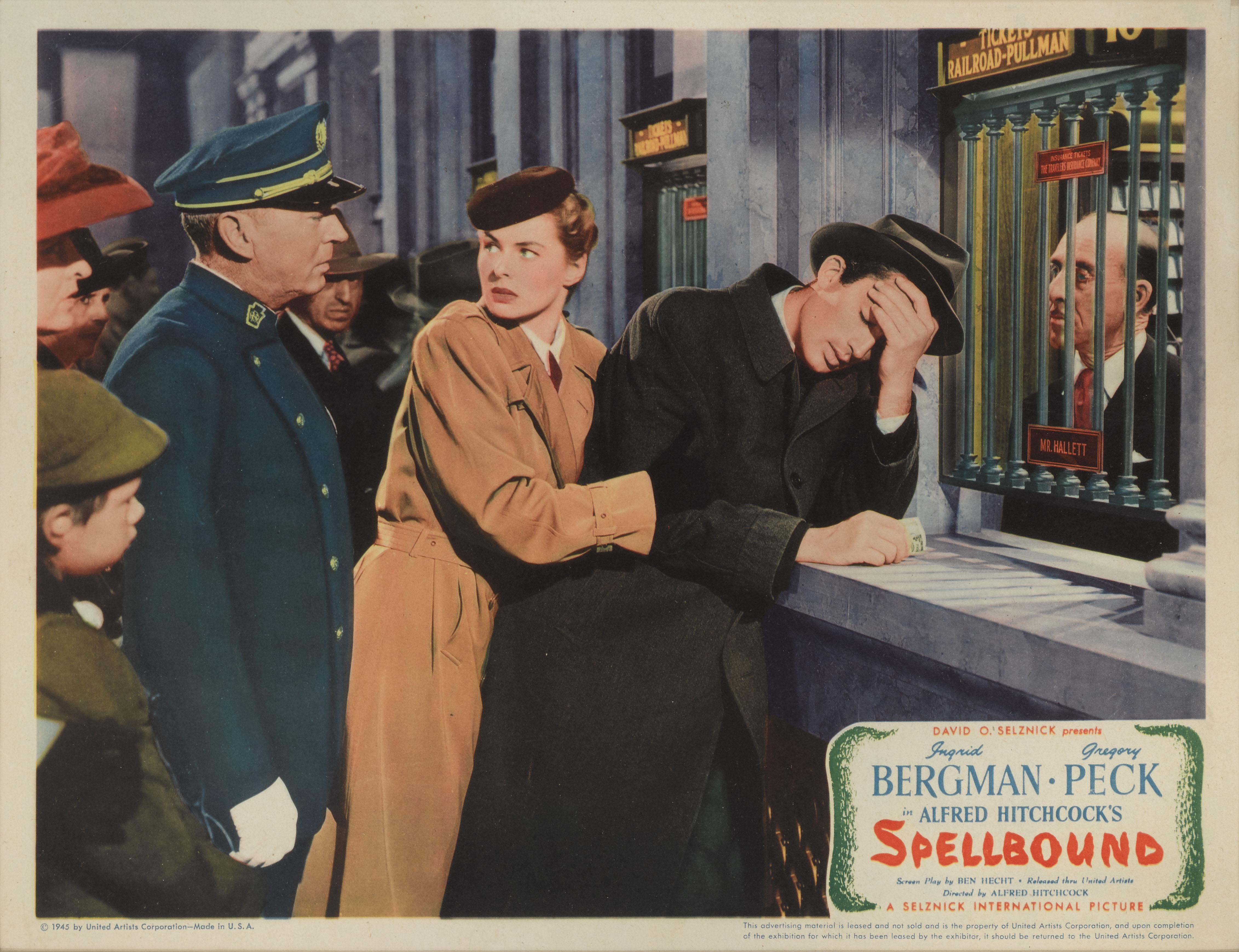 Original US-Lobbykarte  für den Thriller von 1945 unter der Regie von Alfred Hitchcock und mit Ingrid Bergman, Gregory Peck, Michael Tschechow und Leo G. Carroll in den Hauptrollen. Dr. Edwardes (gespielt von Gregory Peck) übernimmt die Leitung der