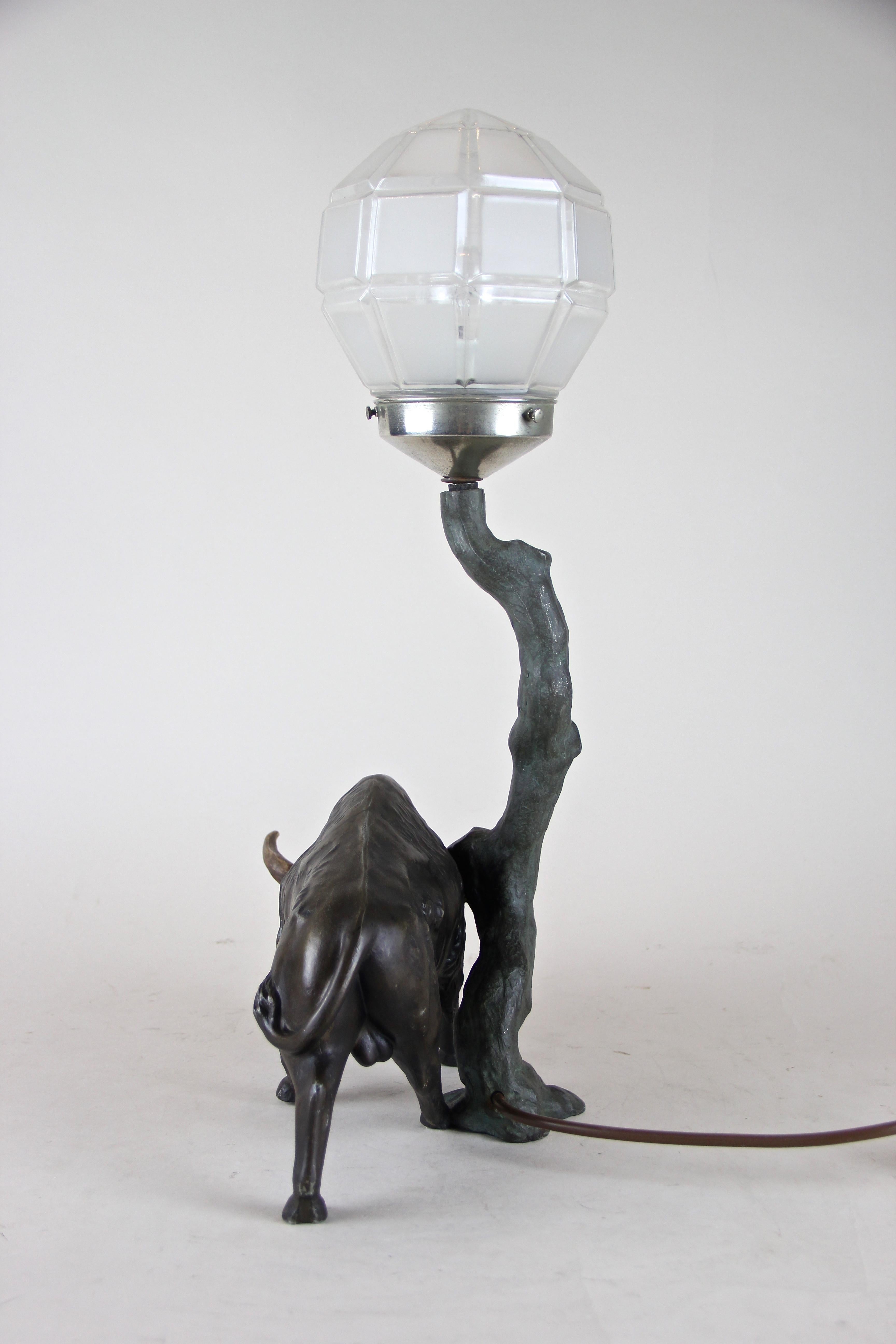 Patinated Spelter Table Lamp with North American Bison Art Nouveau, Austria, circa 1900