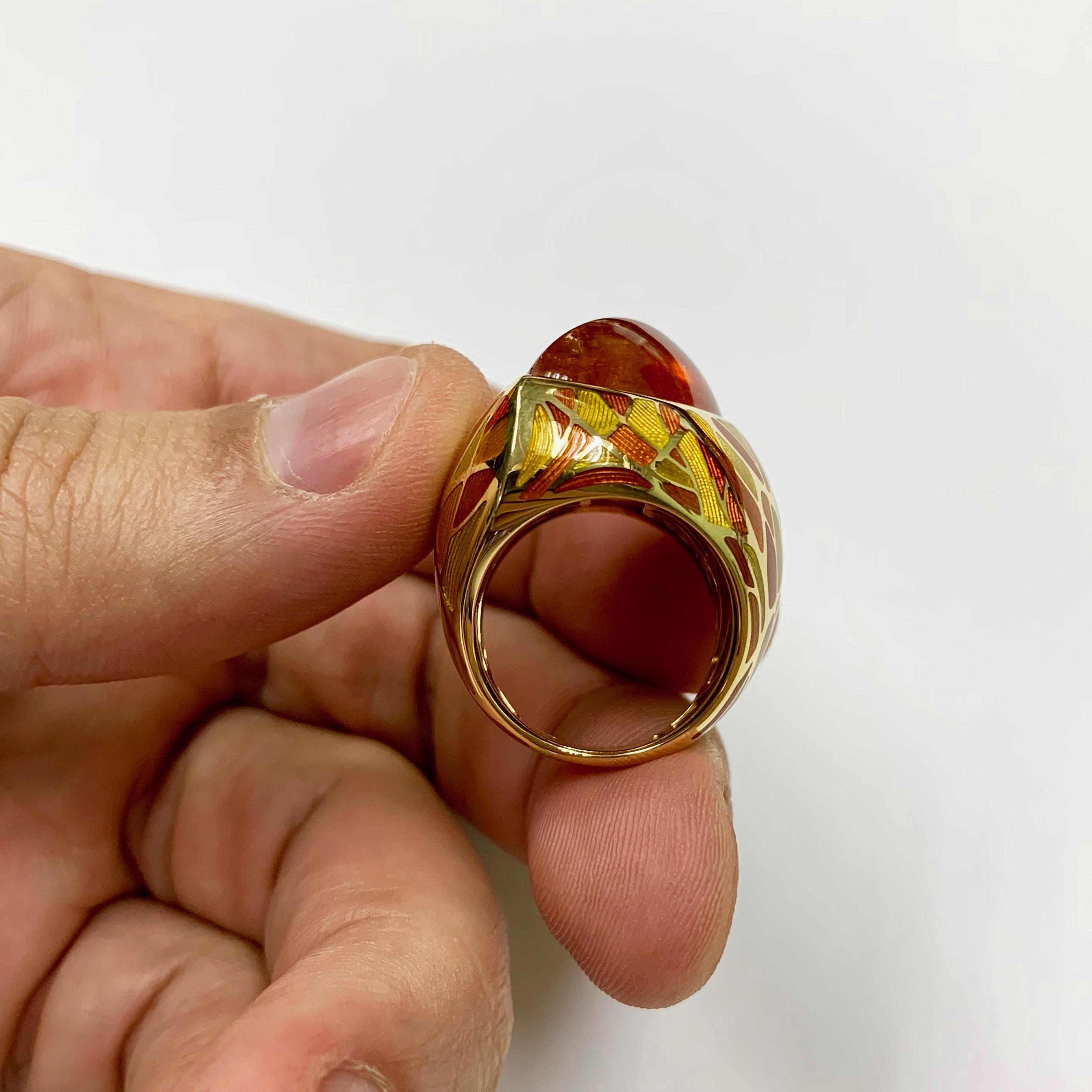 Women's Spessartine Garnet 16.71 Carat Enamel 18 Karat Yellow Gold Ring