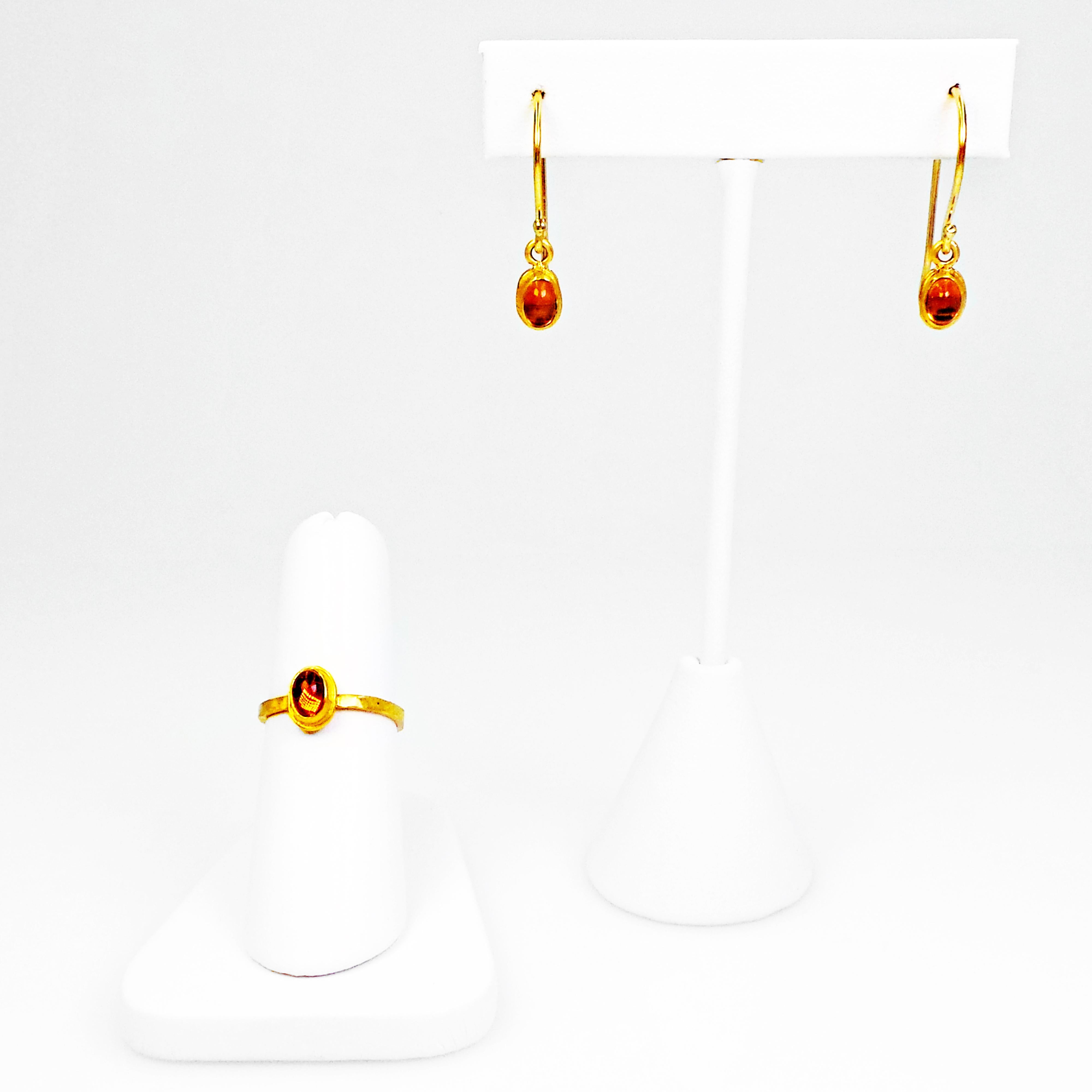 Spessartine Garnet 22 Karat Gold Ring and Dangle Earrings Set For Sale 5