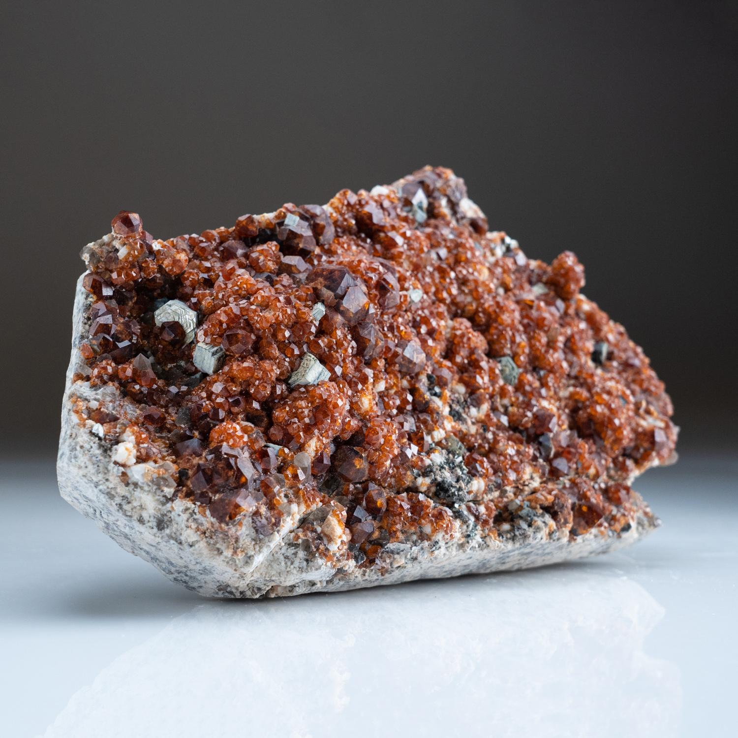 Spessartine Garnet with Smoky Quartz from Tongbei-Yunling District, Fujian Provi In New Condition For Sale In New York, NY