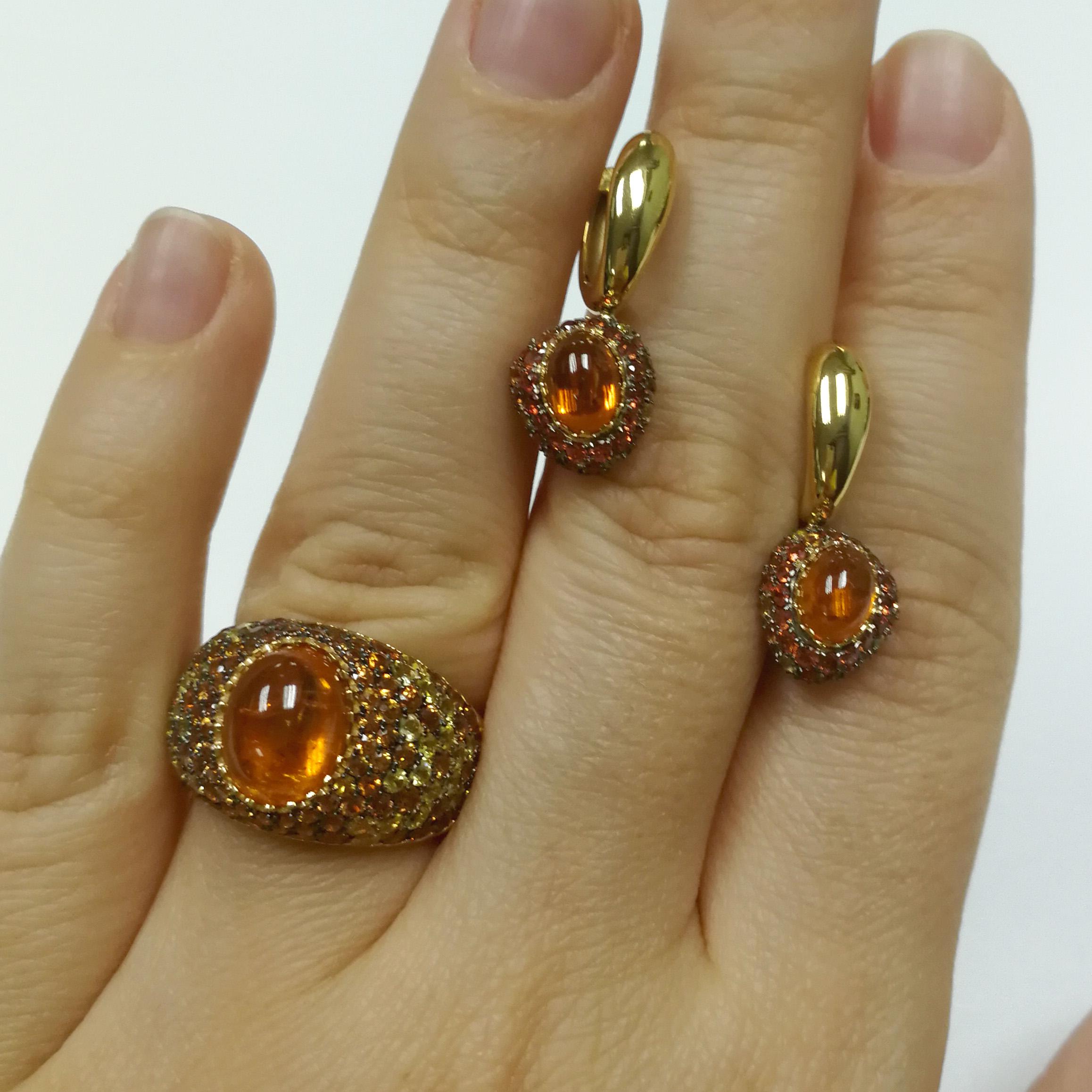 Spessartine Yellow Orange Sapphires Yellow 18 Karat Gold Riviera Suite
The name and the variety of colours in this collection are associated with the bright Italian and French Riviera, vivid and colourful houses and sun reflections on the water. A