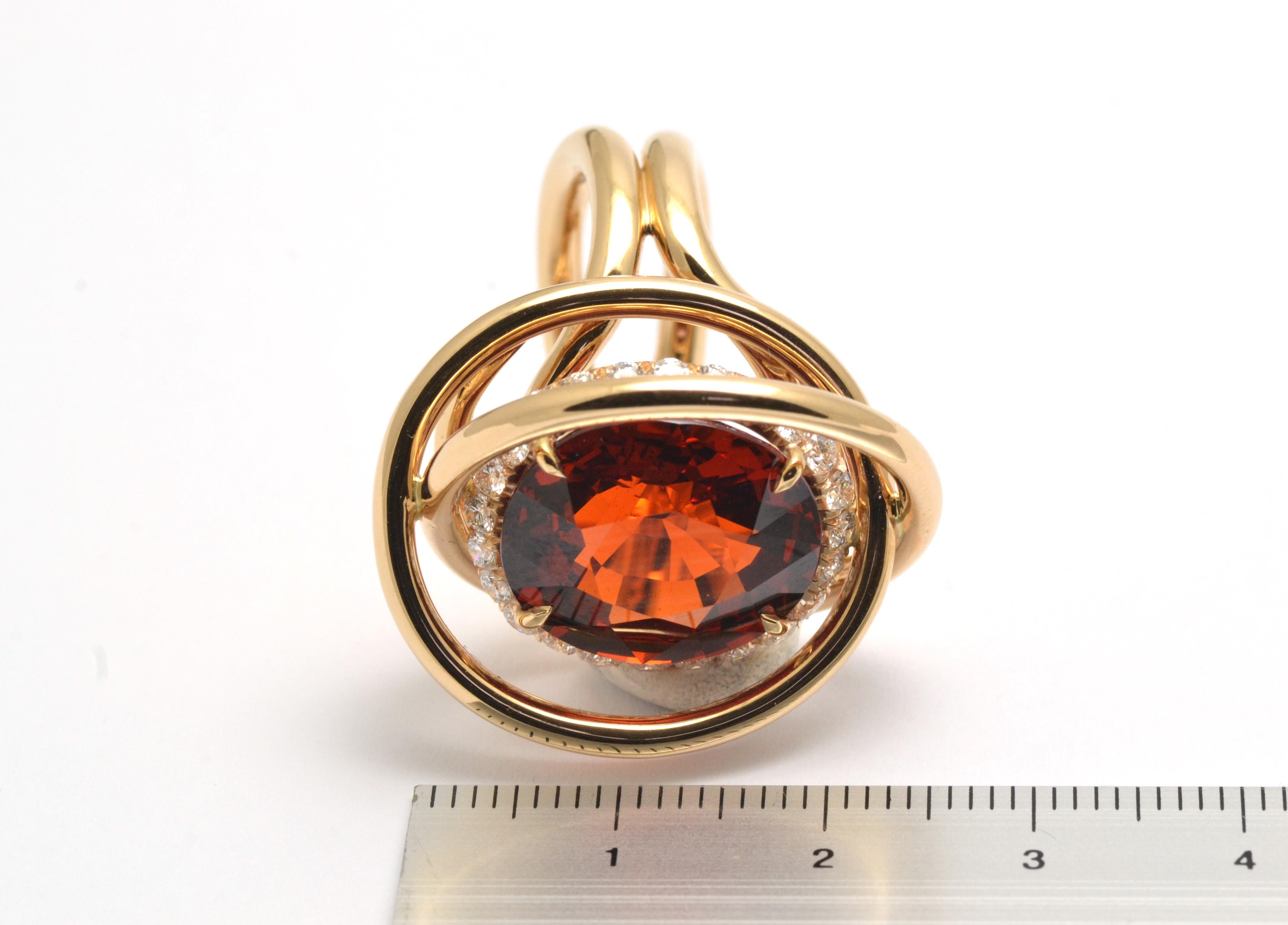 Round Cut Spessartite Garnet 18 KT Rose Gold Made in Italy Satellite Ring