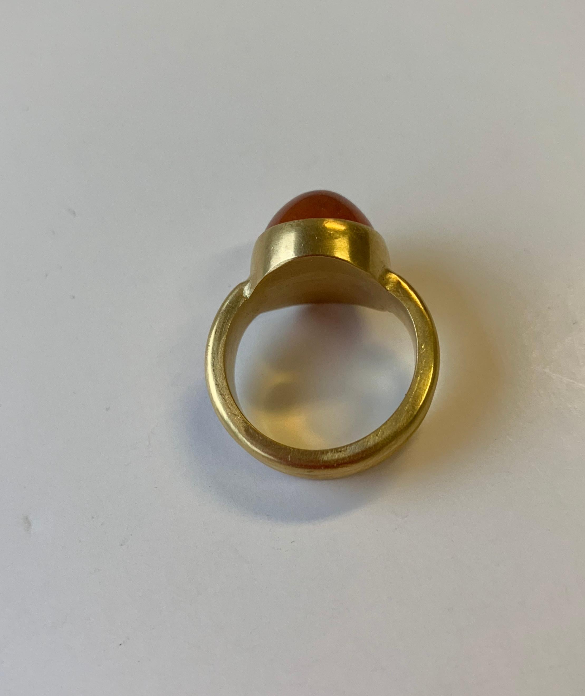  Mandarin-Granat-Cabochon-Ring aus 22 Karat Gold im Zustand „Neu“ im Angebot in New York, NY