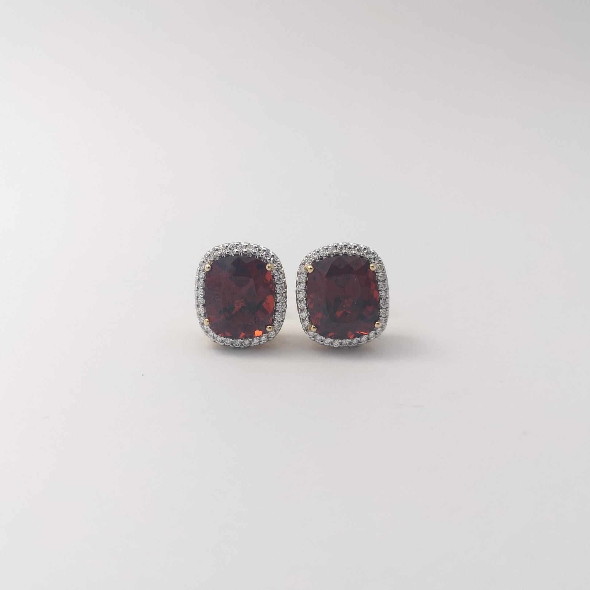 Boucles d'oreilles en or 18 carats avec grenat spessartite et diamant en vente 1