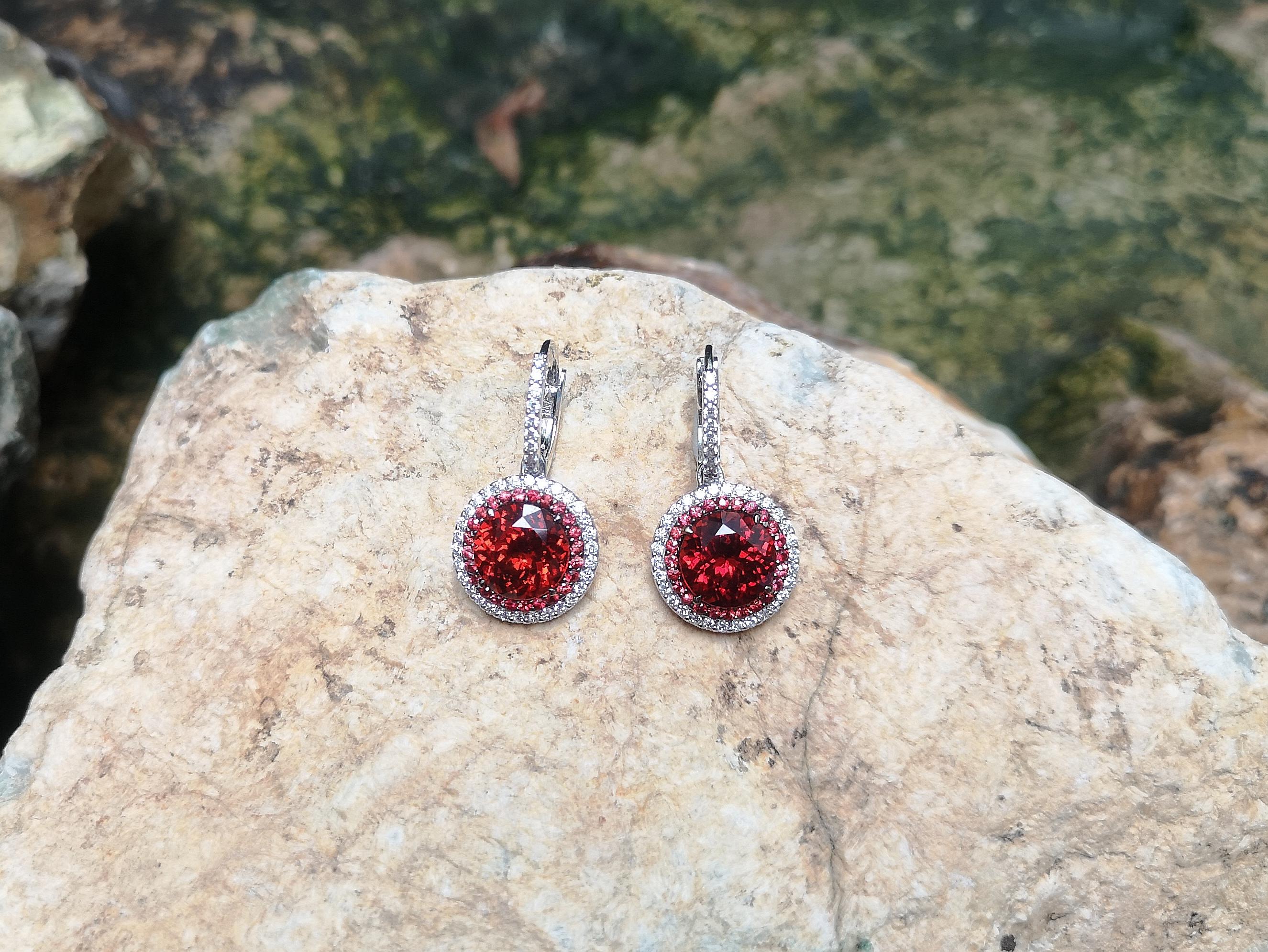 Contemporary Spessartite Garnet with Orange Sapphire Diamond Earrings in 18 Karat White Gold For Sale
