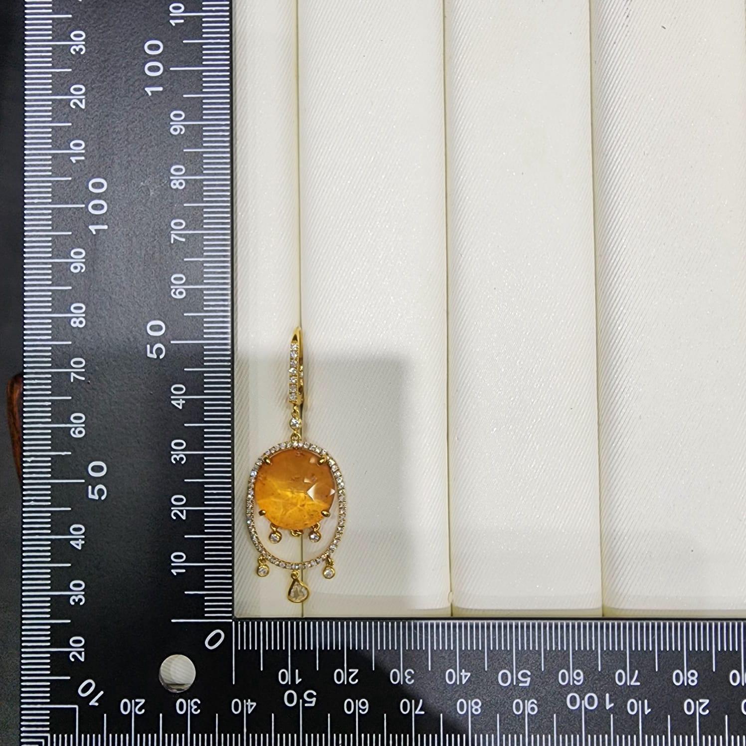 Pendants d'oreilles en or jaune 18 carats avec double diamant en cristal de roche spessartite en vente 1