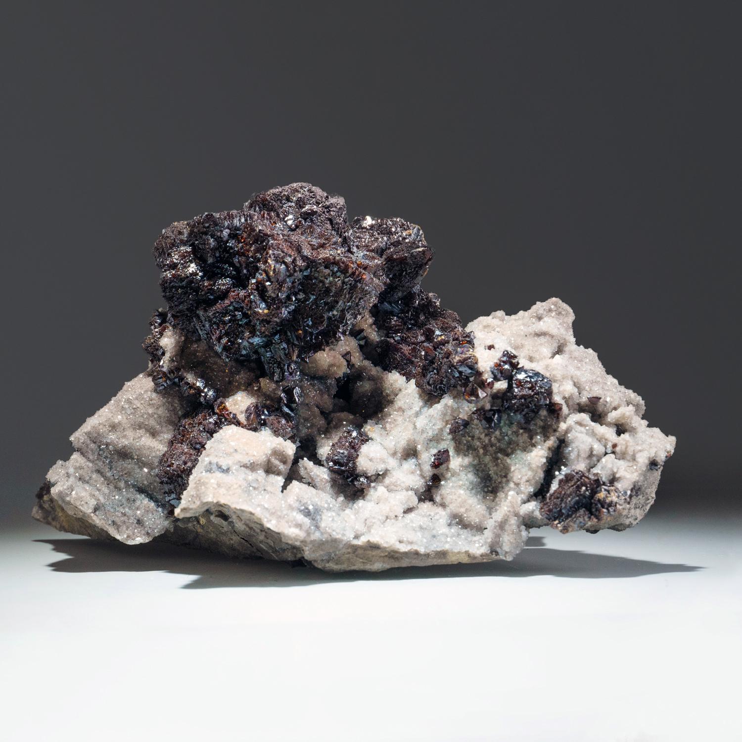Sphalerit mit Quarz und Dolomite aus Dalnegorsk, Primorskiy Kray, Russland (Russisch) im Angebot