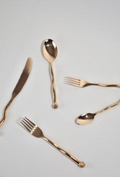 Sphere 5-Piece Flatware Set in Bronze